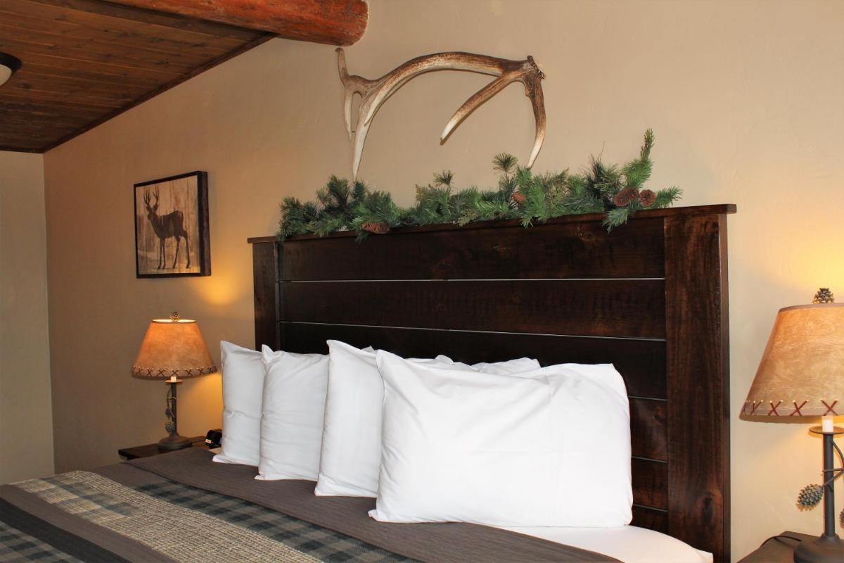 Elkhorn Cabins And Inn 9