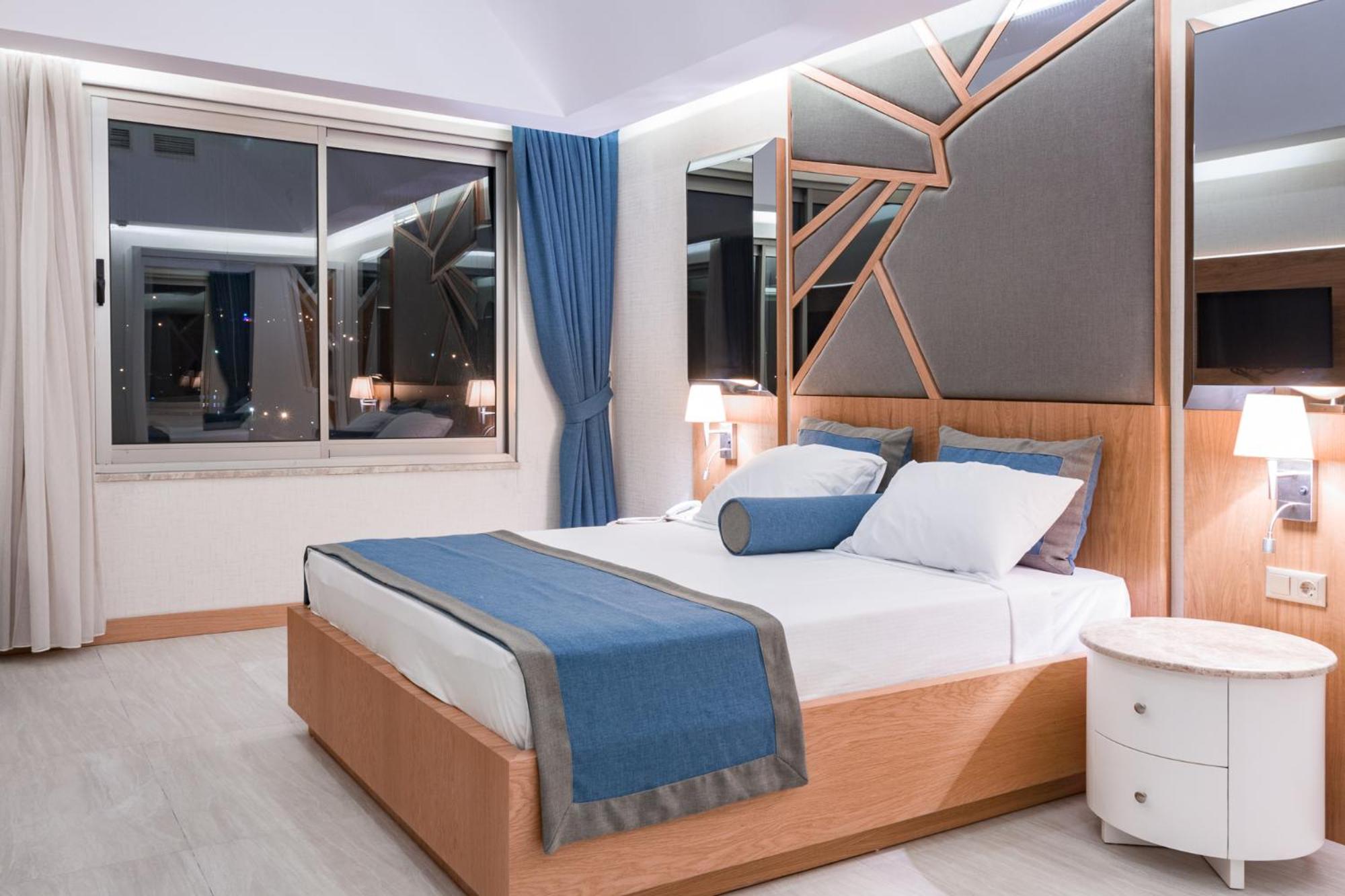 Graf Victor Otel - Image 94