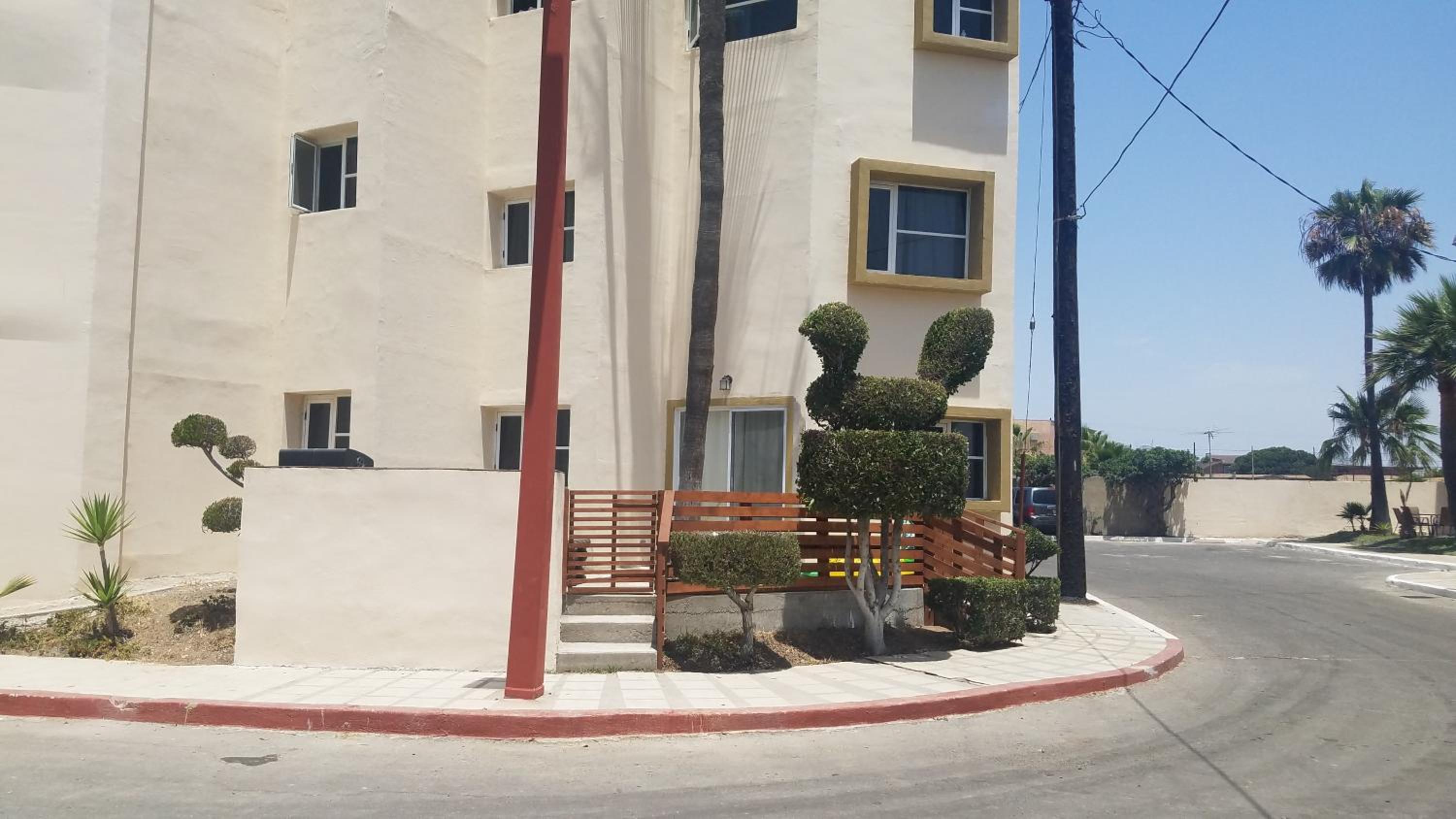 Hotel villa serena 4 Beds, 2 Bath - Image 1