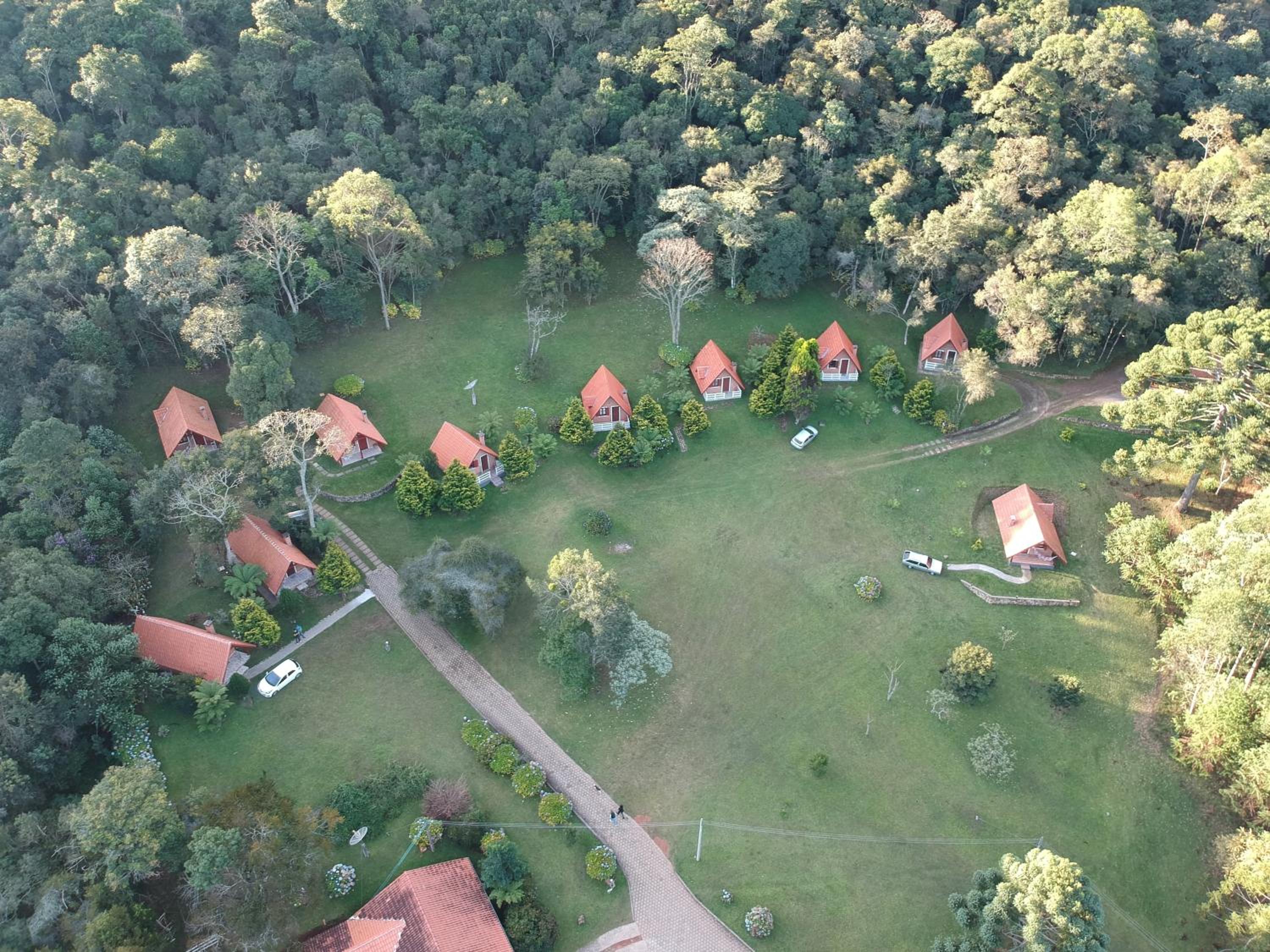 Hotel Chalés Fazenda das Samambaias - Image 1