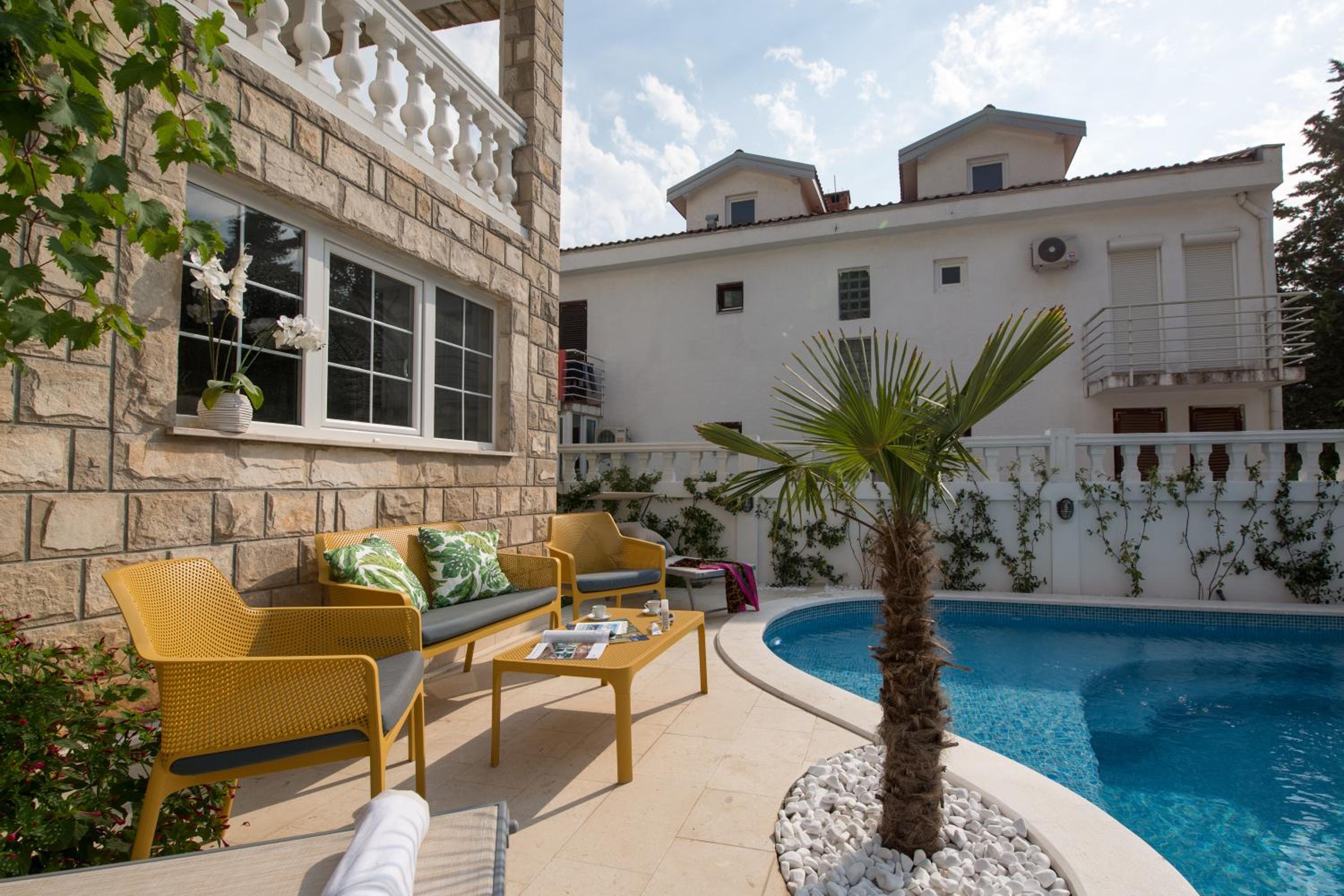 Apartments Captain's Villa
