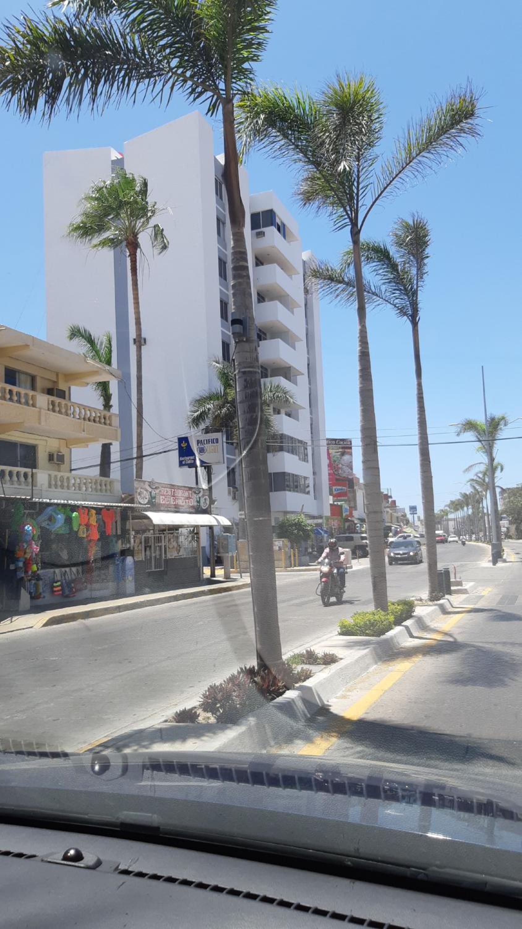 Amplio Condominio Ibis Mazatlán Zona dorada view 4