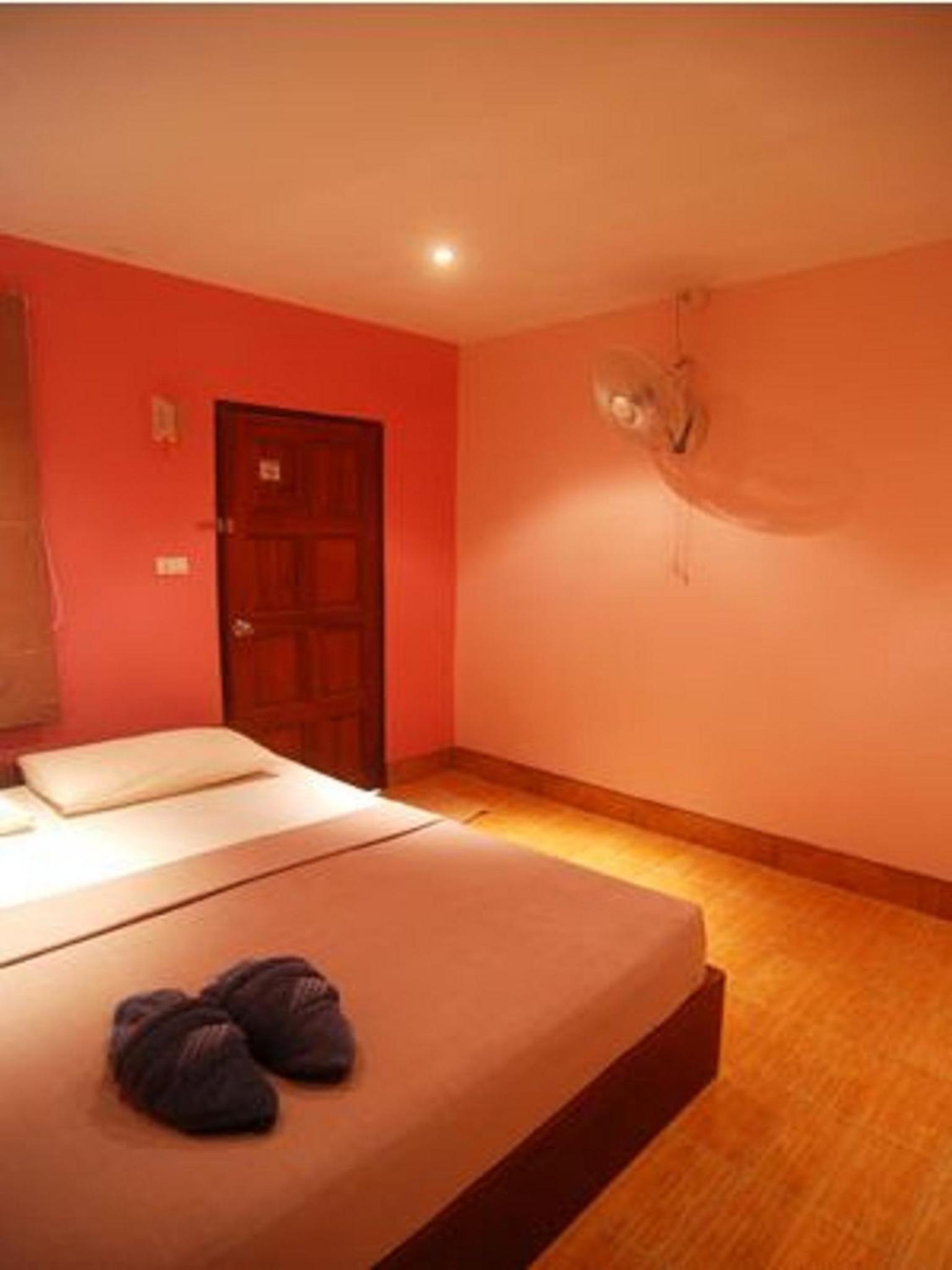 Lanta Bee Garden Bungalow SHA Extra Plus