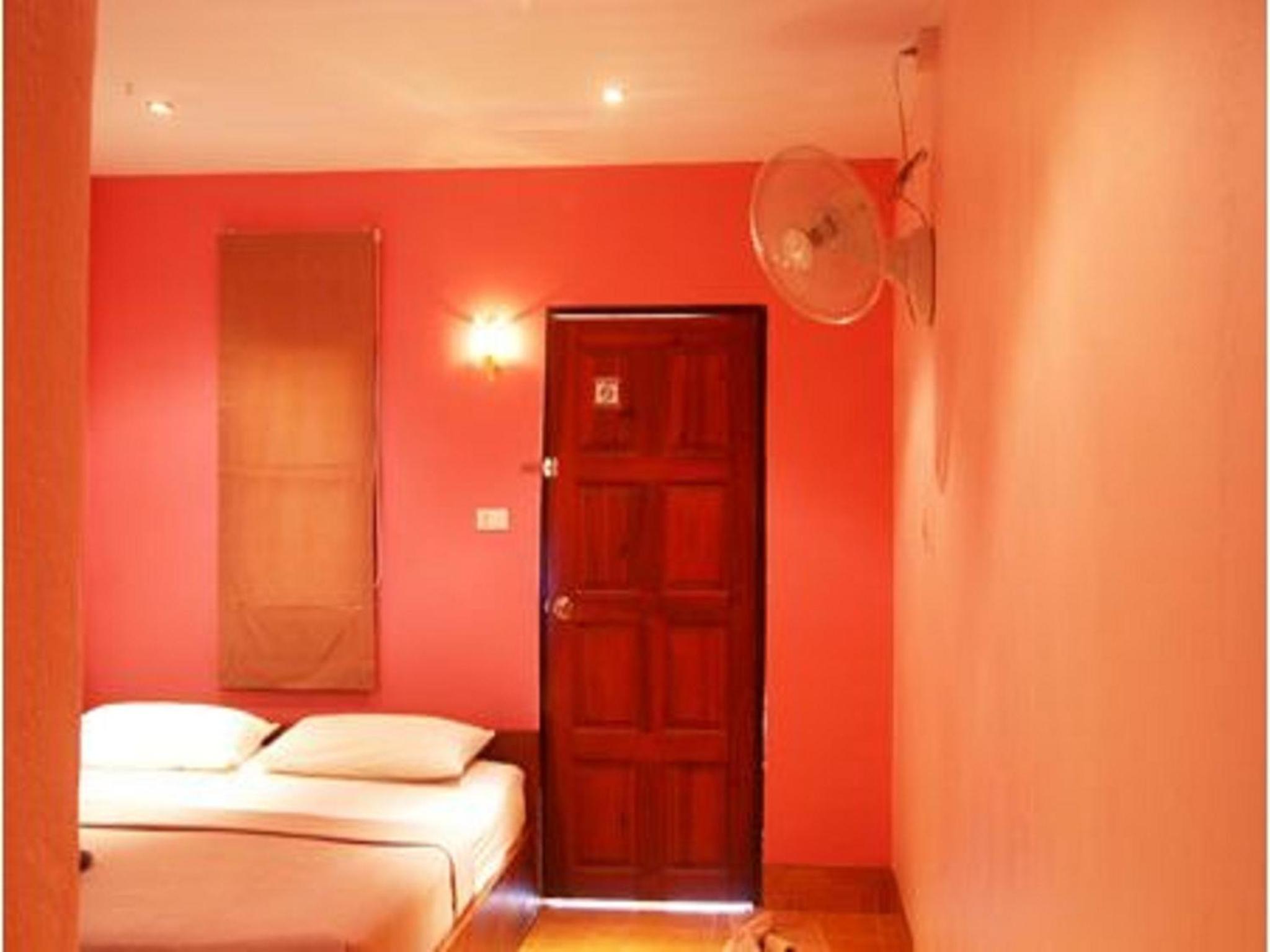 Lanta Bee Garden Bungalow SHA Extra Plus