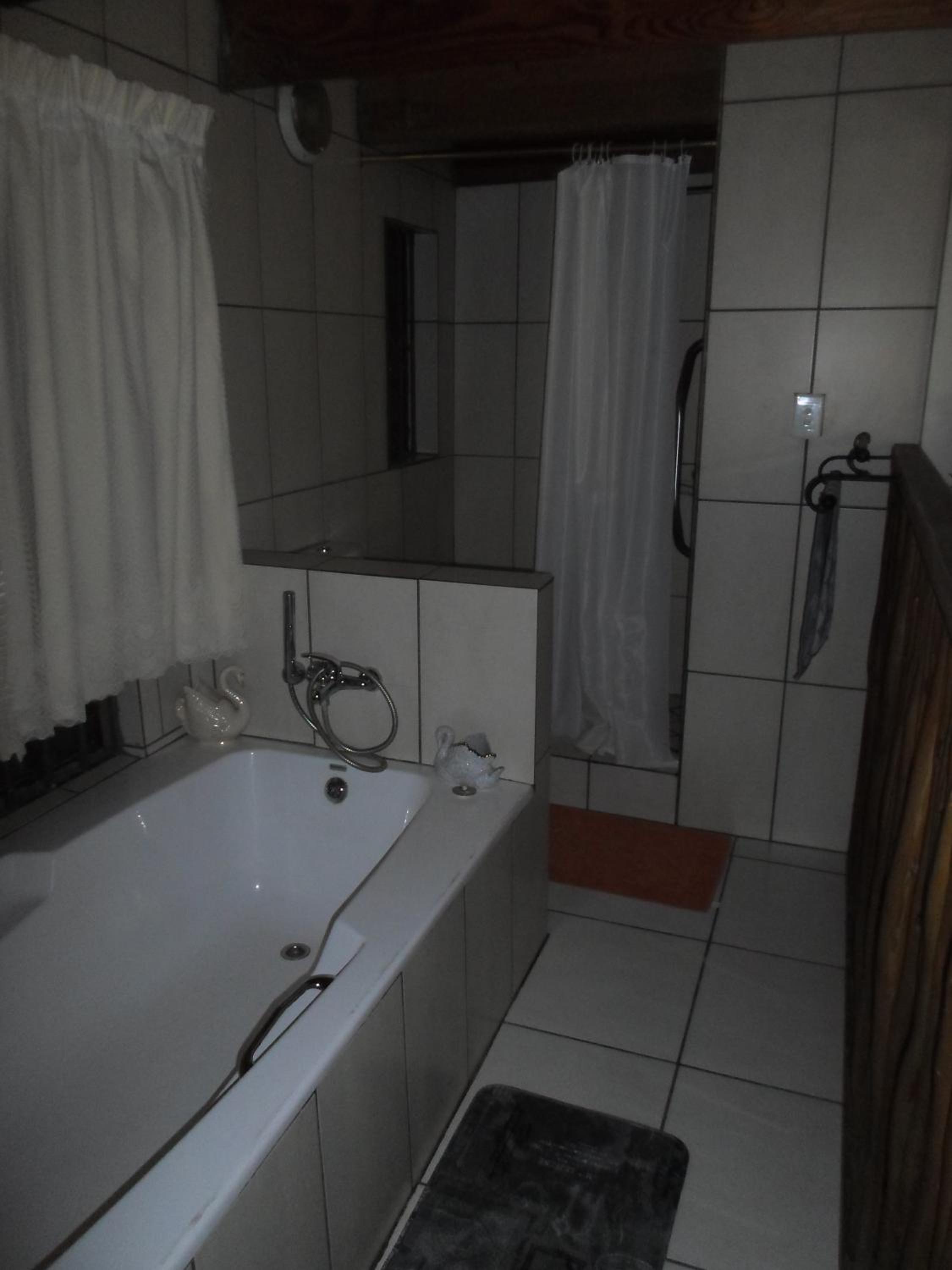 Photo 32
