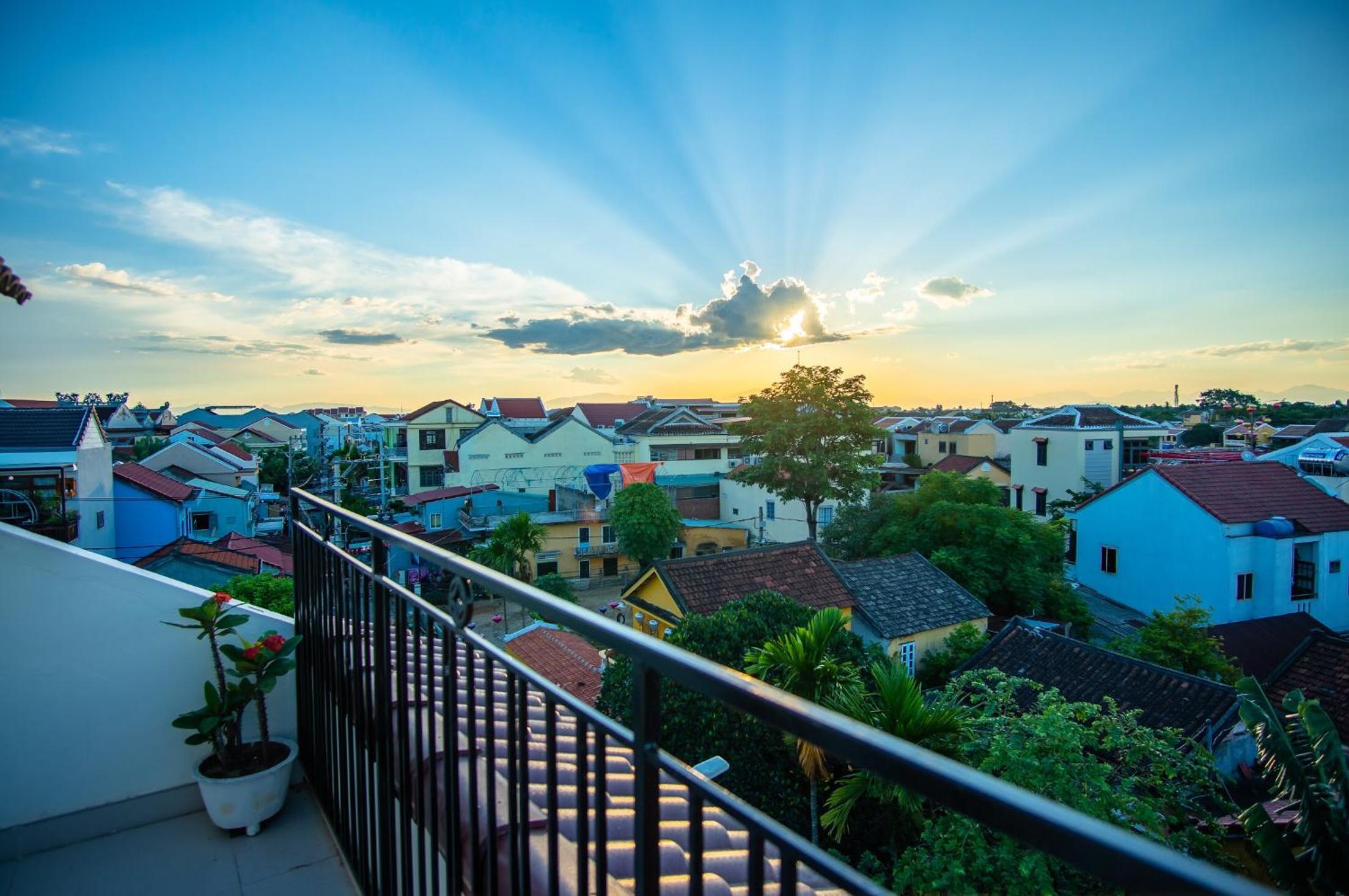D Central Hoi An Homestay