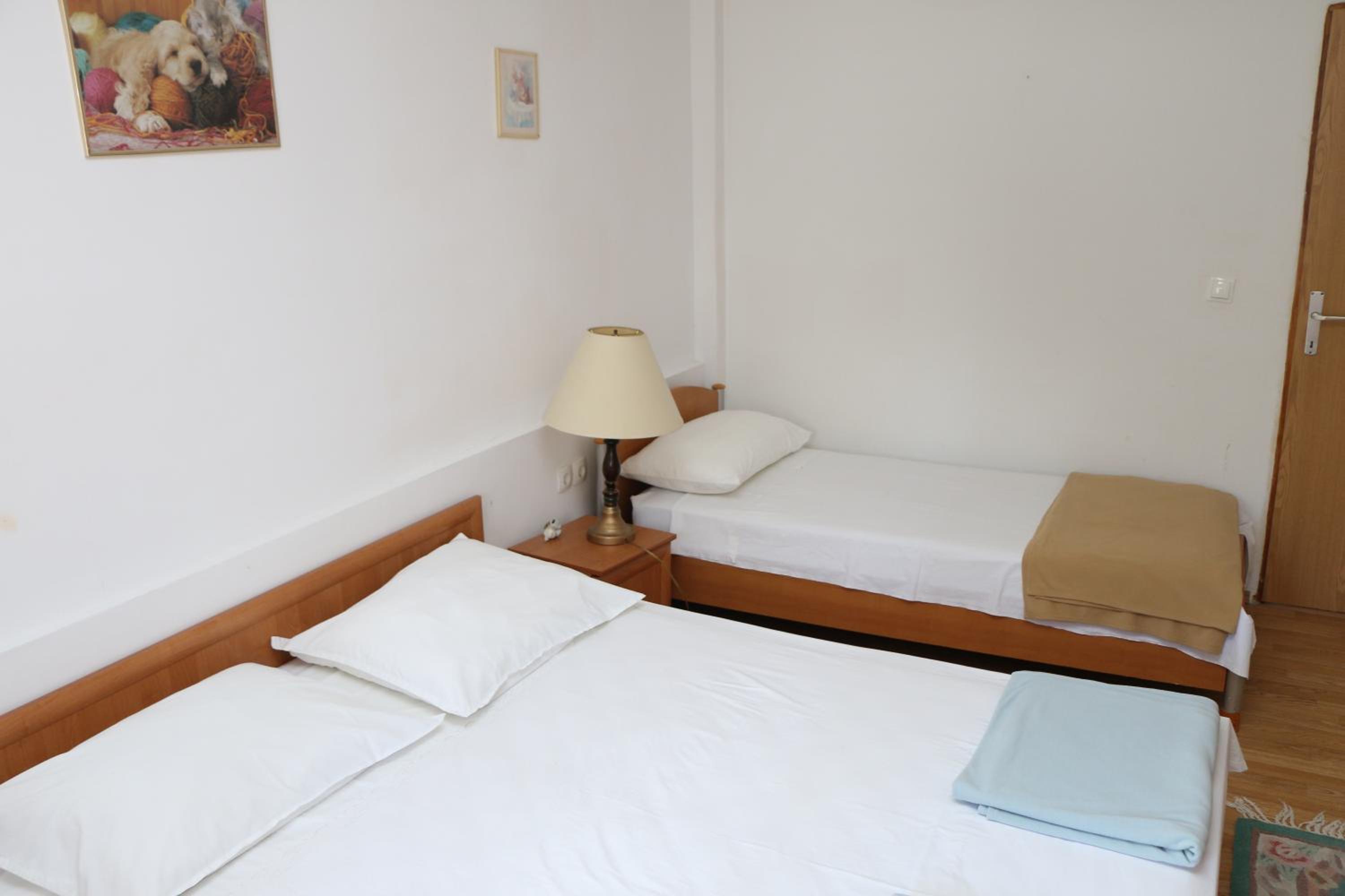 Apartment Grgas-Tucilo view 3
