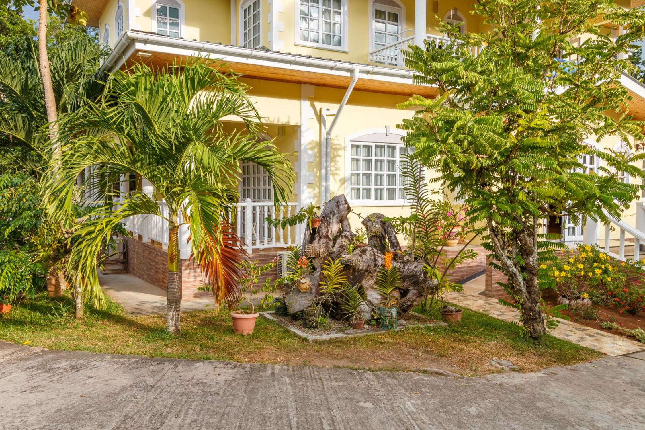 Captain's Villa