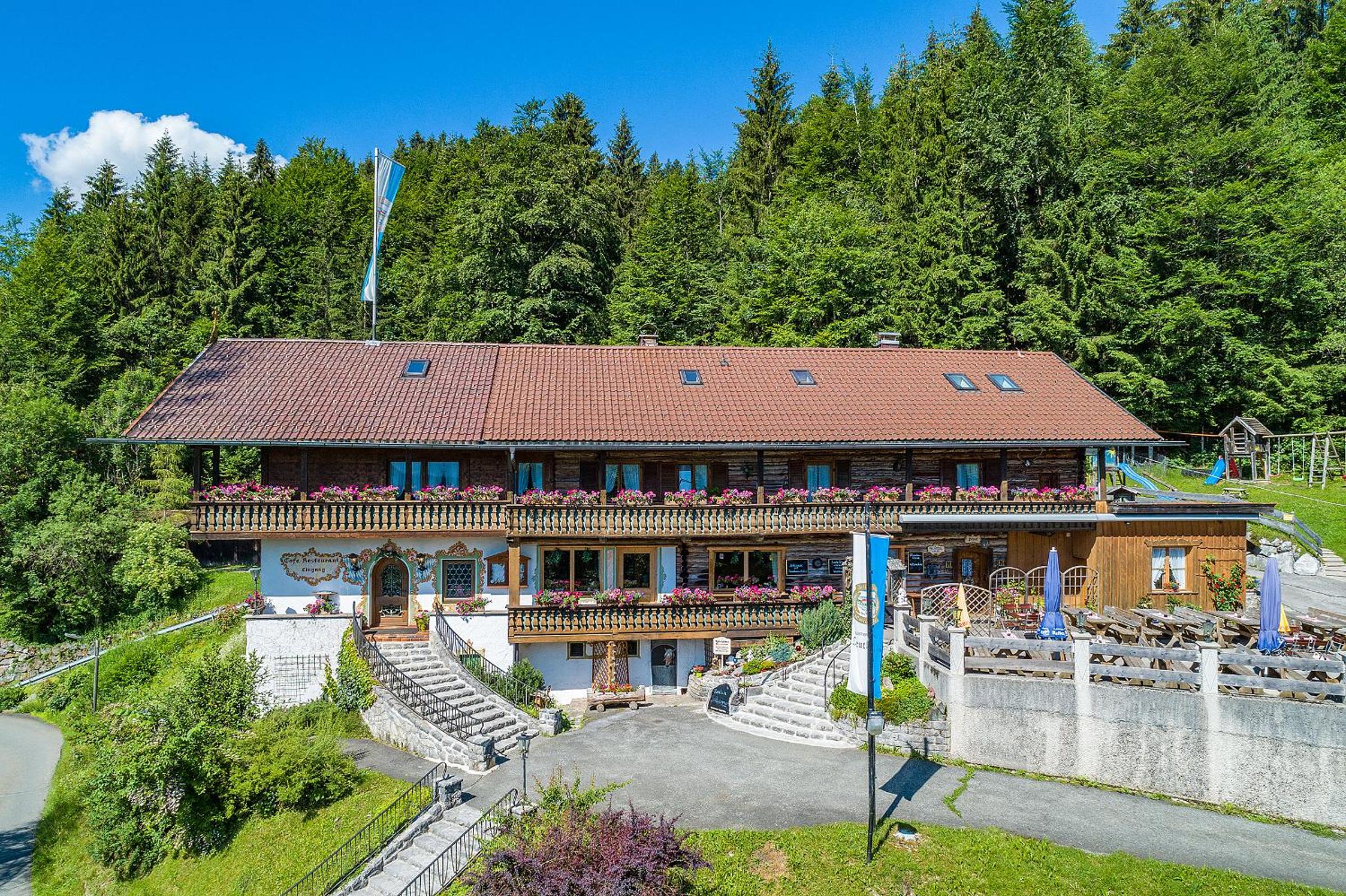 Gröbl-Alm Haus zur schönen Aussicht view 5