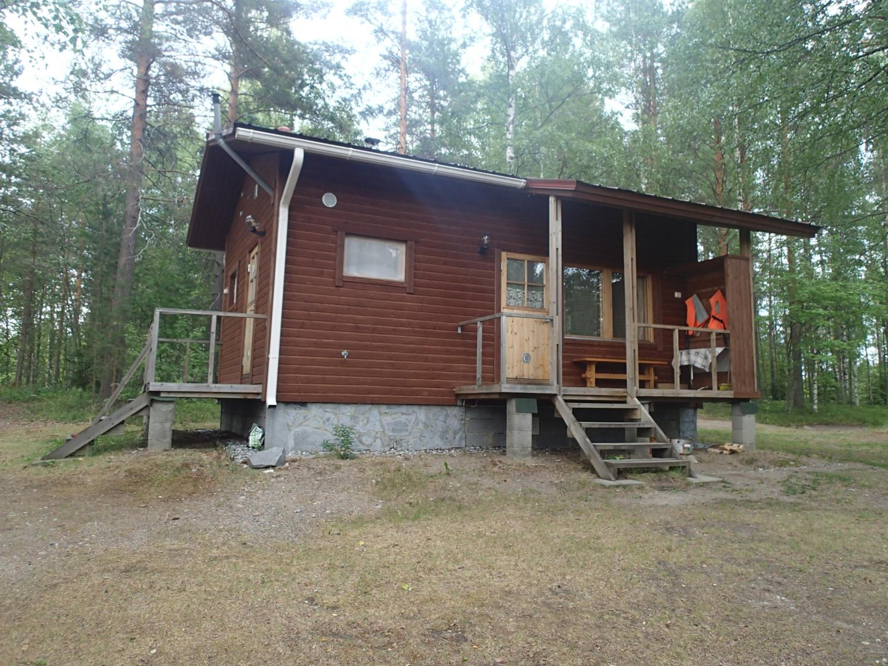 Lomasaaret Cottages