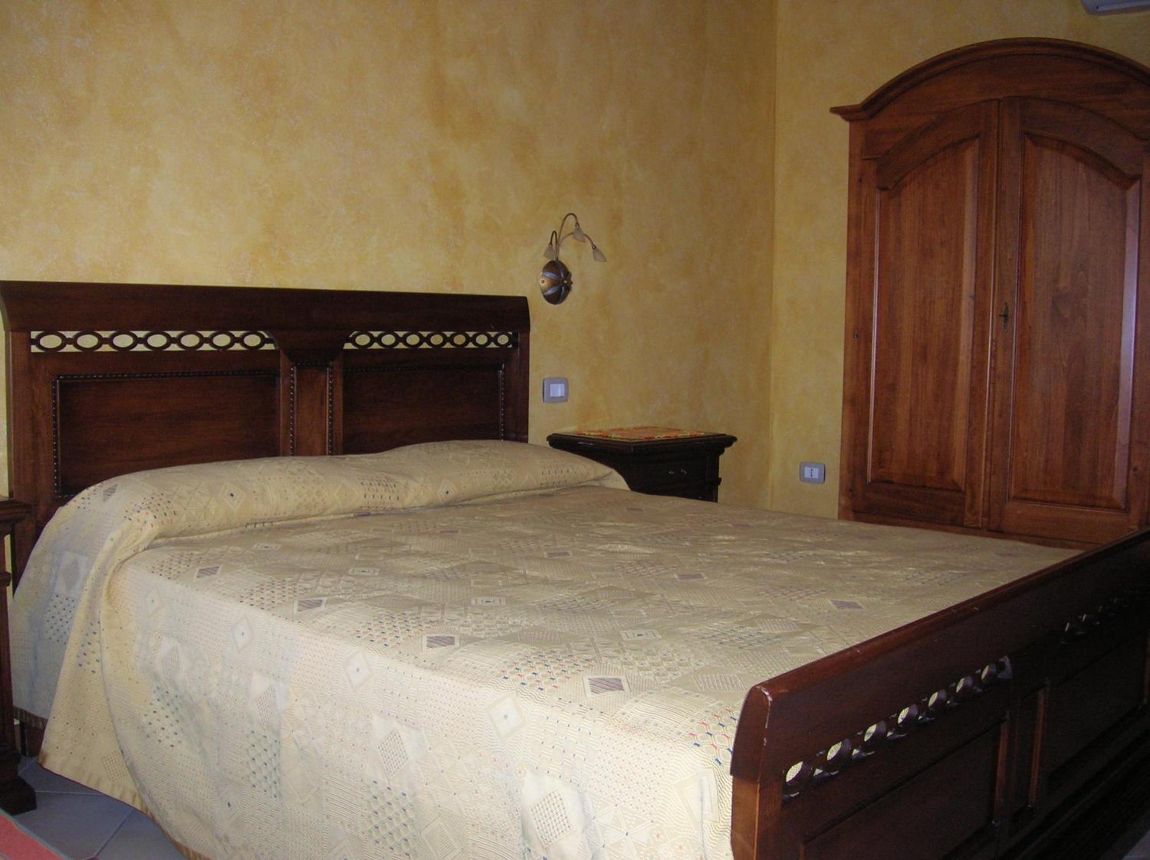 Photo 35
