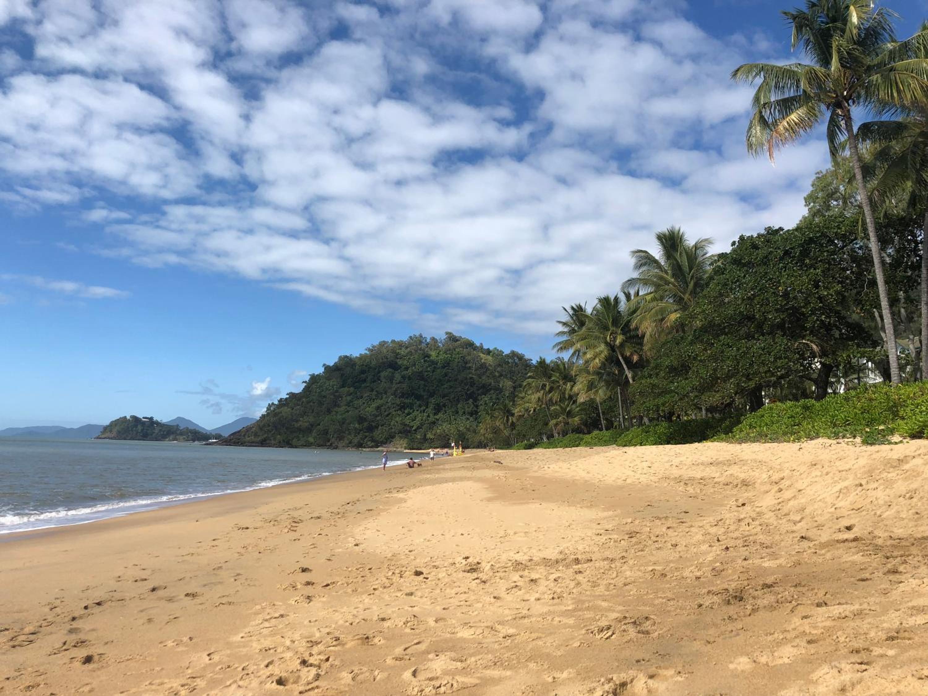 Trinity Beach Vacations - Bluewater Apartment - Property Image 25