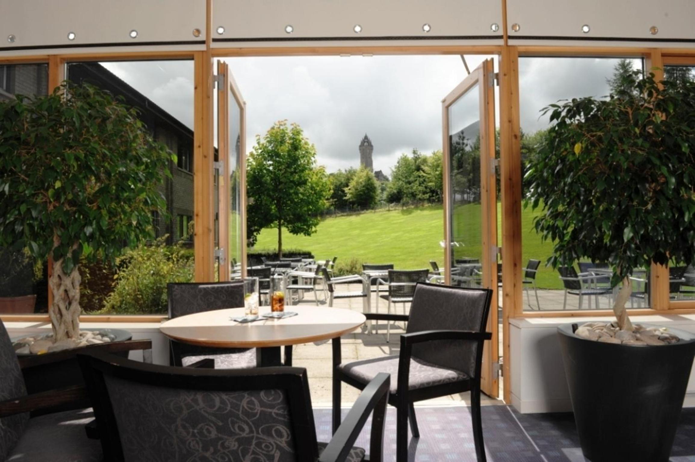 Stirling Vacations - Stirling Court Hotel - Property Image 2