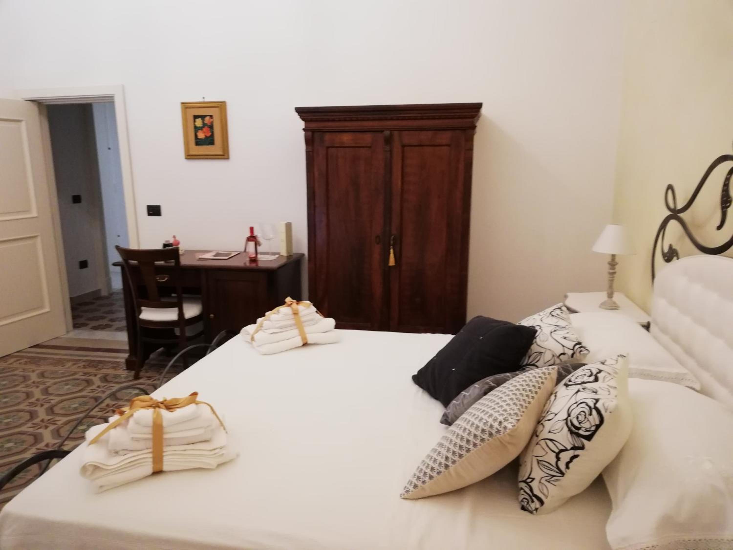 Agorà Suites & Apartments