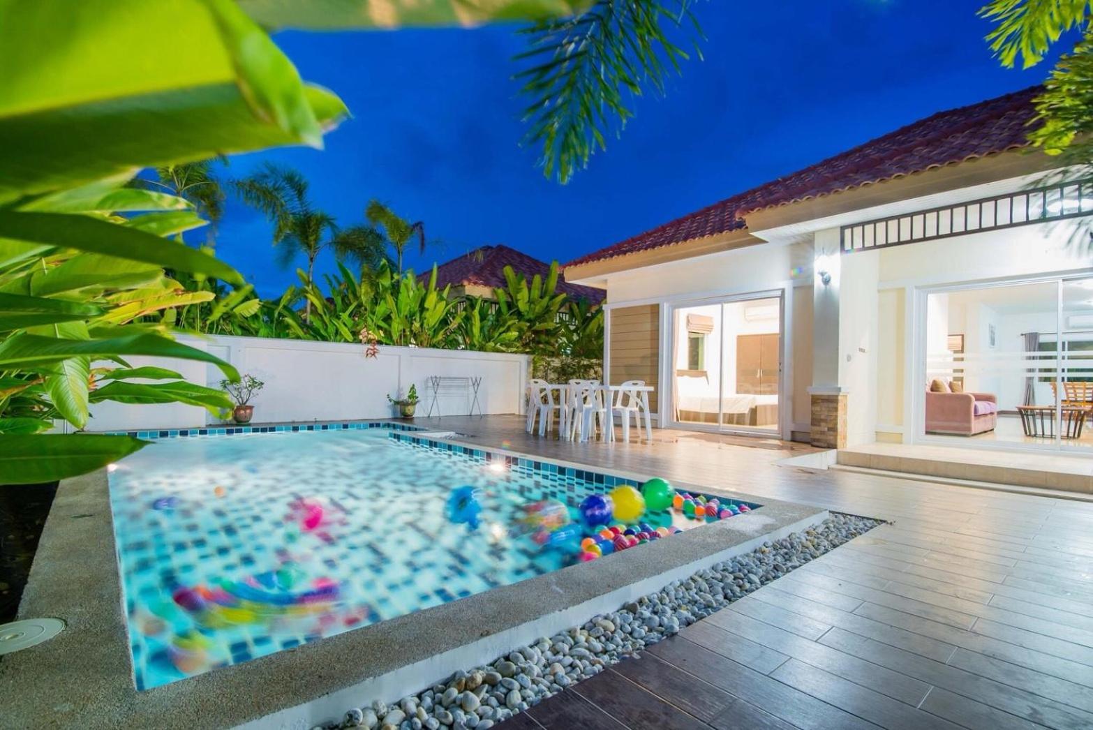 The Legacy Huahin Pool Villa