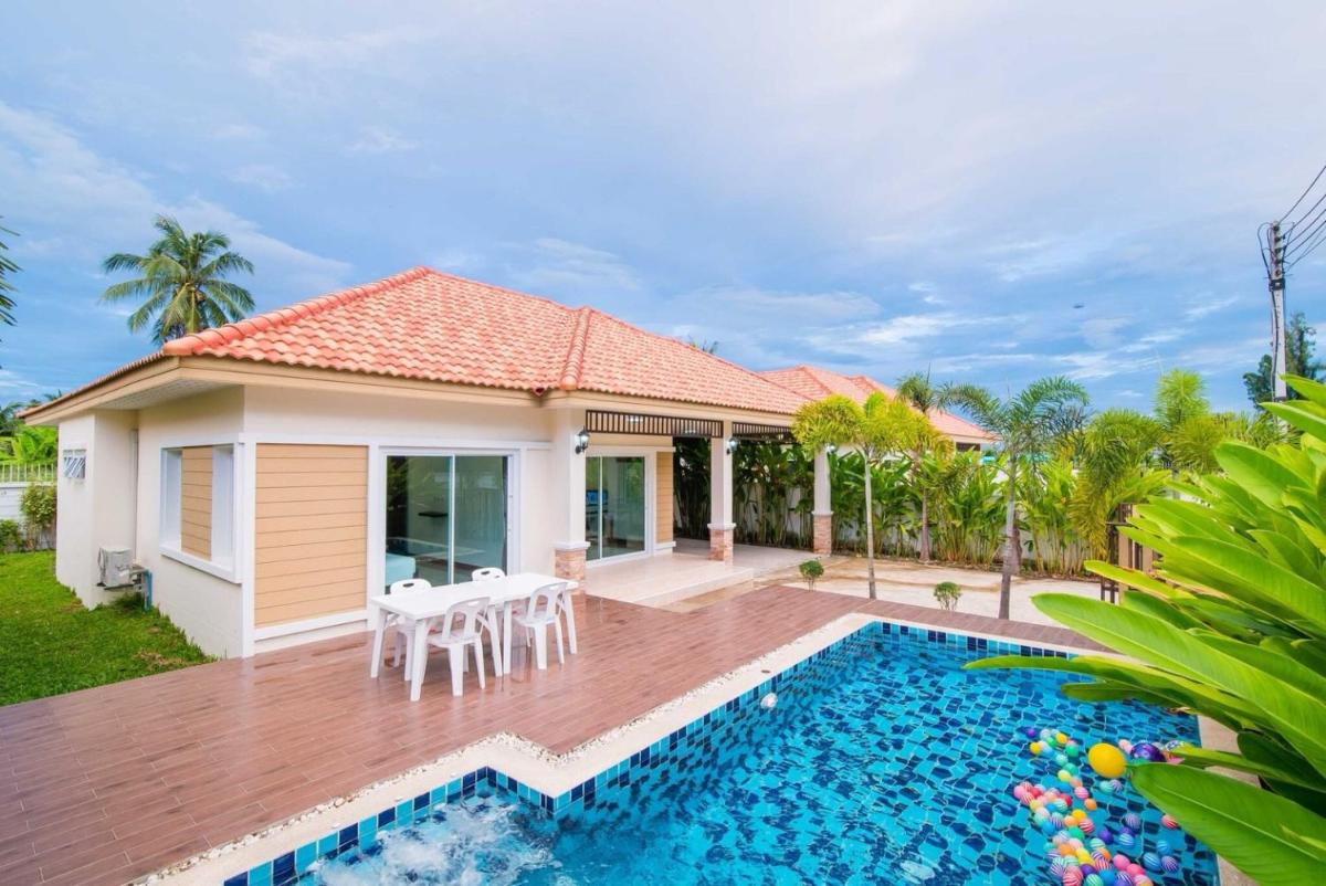 The Legacy Huahin Pool Villa