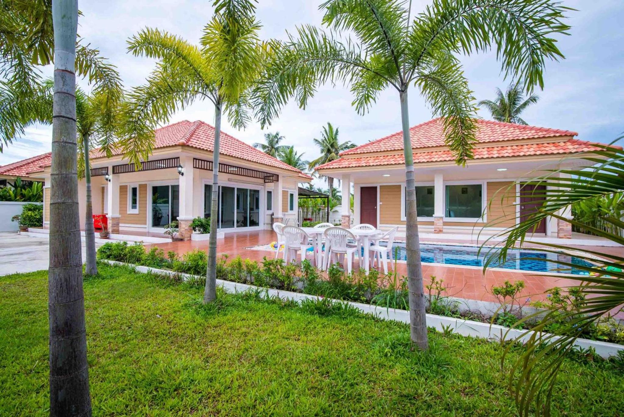 The Legacy Huahin Pool Villa