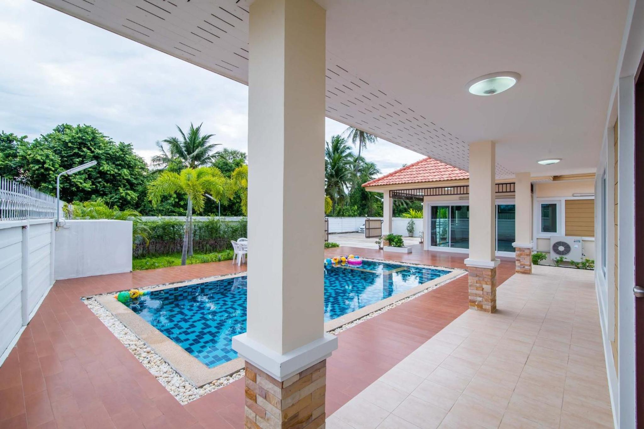 The Legacy Huahin Pool Villa