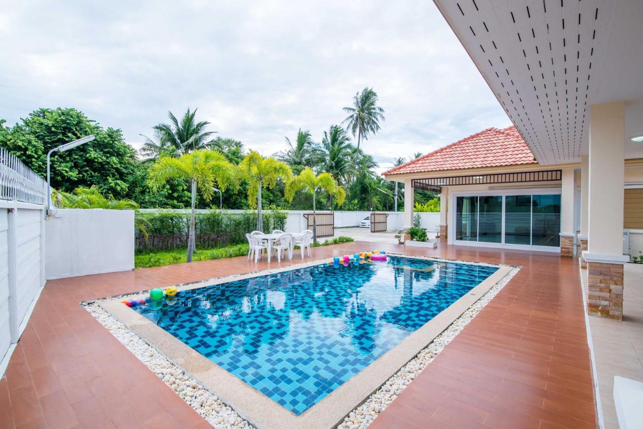 The Legacy Huahin Pool Villa
