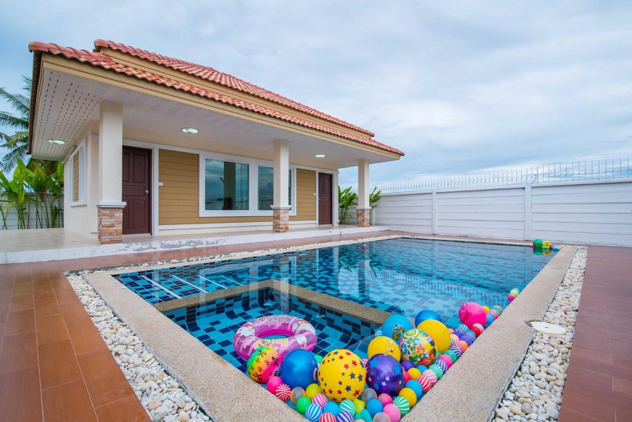 The Legacy Huahin Pool Villa