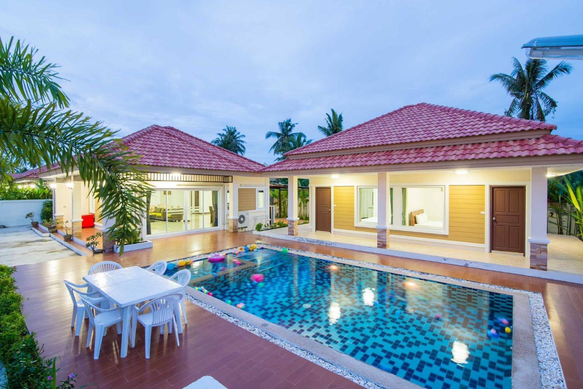 The Legacy Huahin Pool Villa