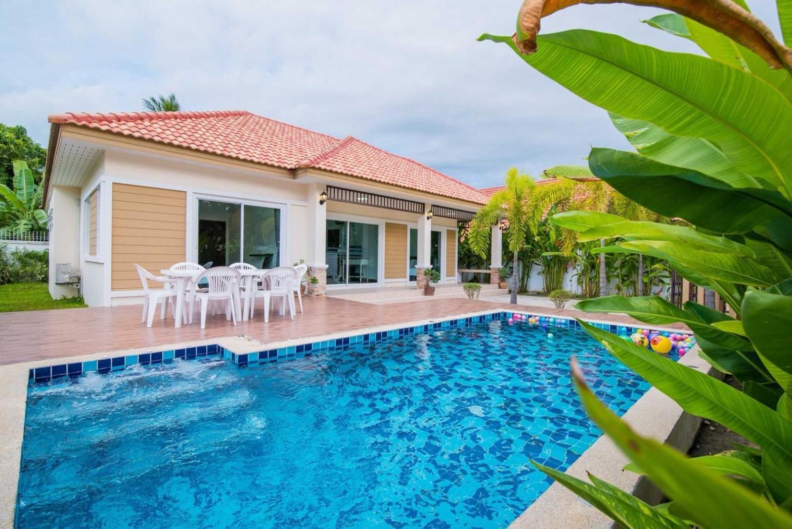 The Legacy Huahin Pool Villa