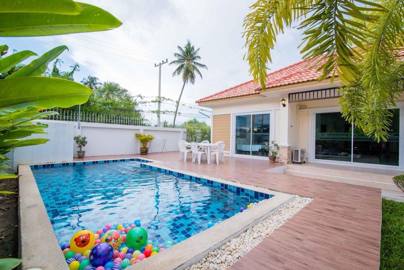 The Legacy Huahin Pool Villa