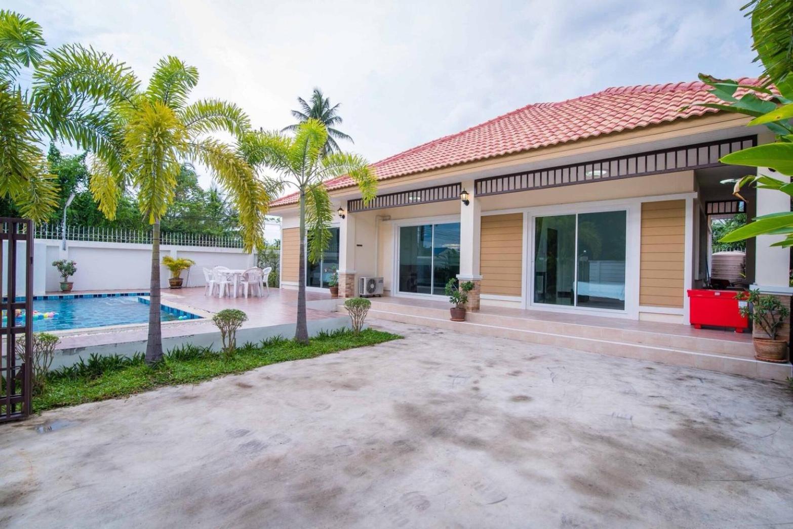 The Legacy Huahin Pool Villa