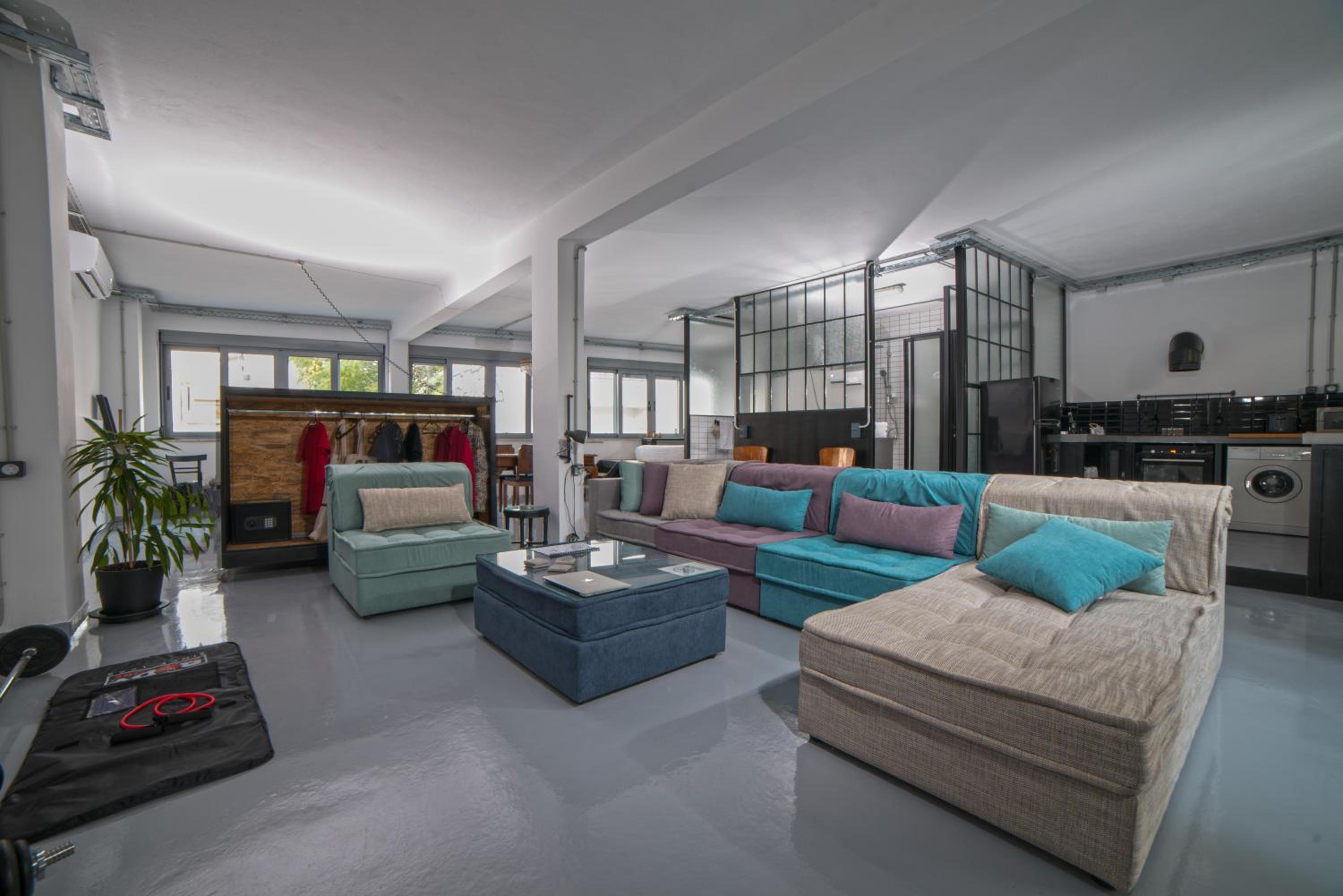 Monastiraki #WallsFree CityCenter- Unspoiled Athens Apartments