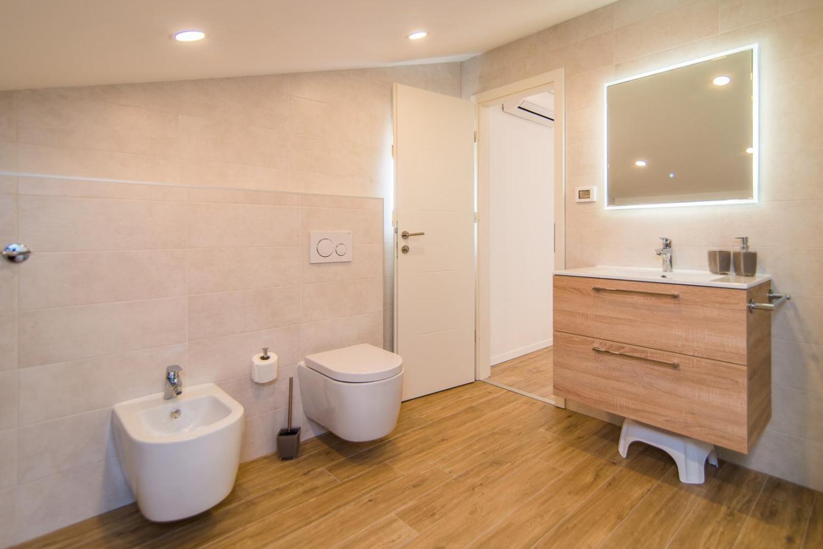 Milohanic Luxury Porec Apartments - Property Image 15