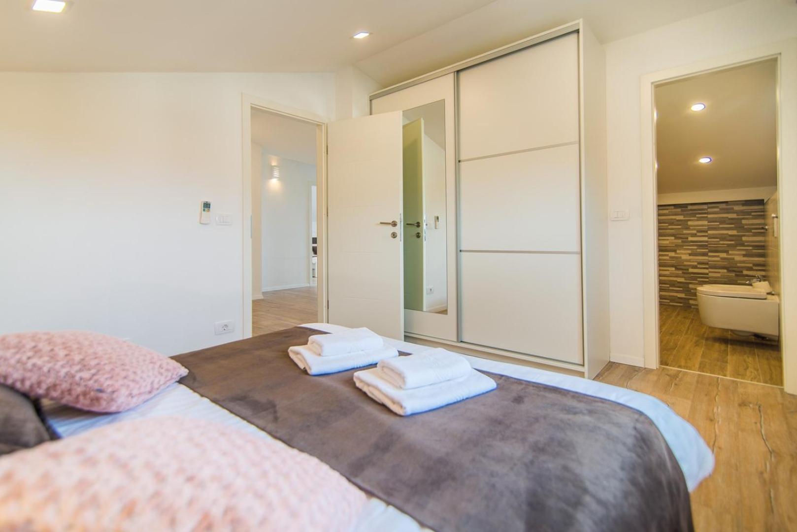 Milohanic Luxury Porec Apartments - Property Image 12