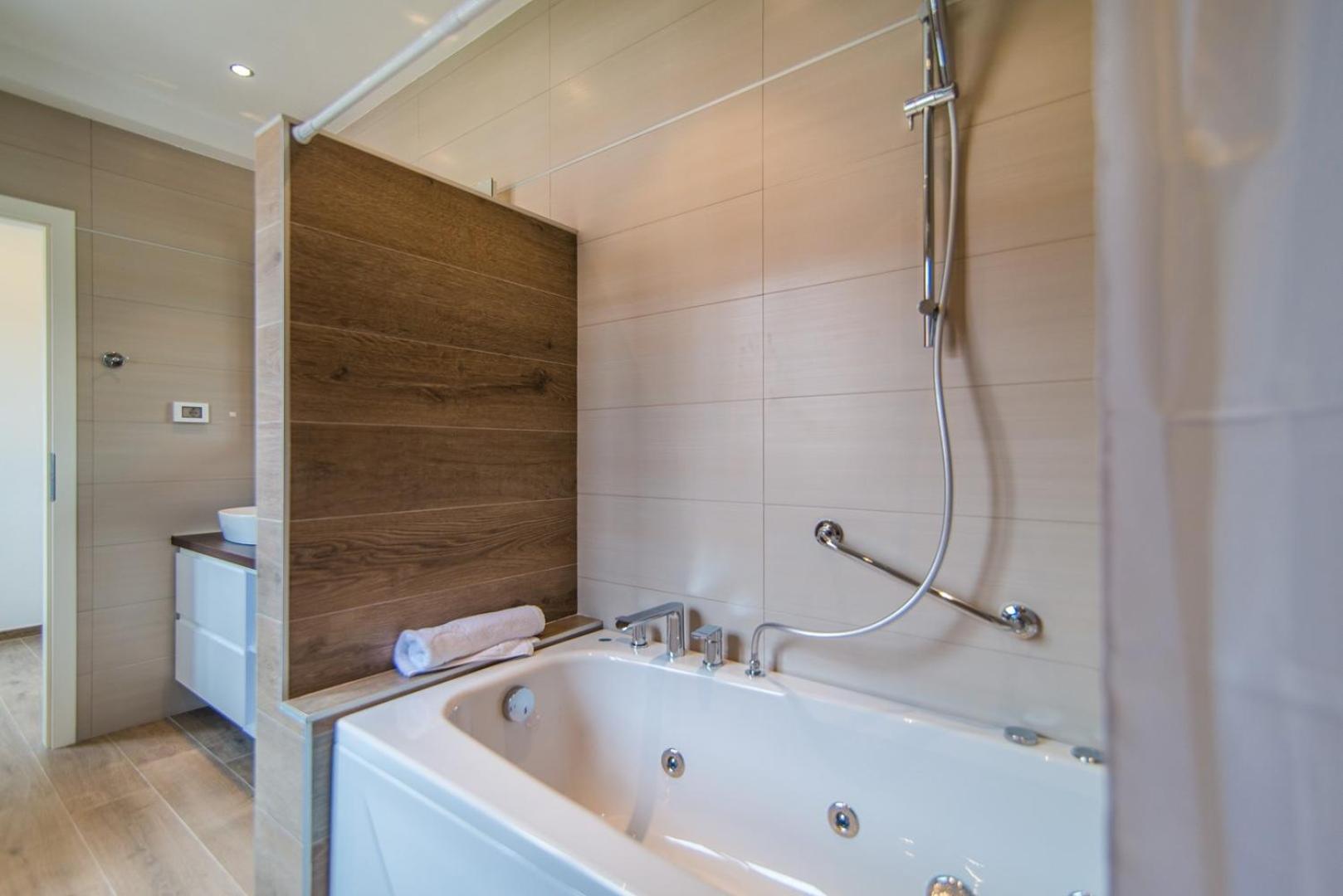 Milohanic Luxury Porec Apartments - Property Image 45