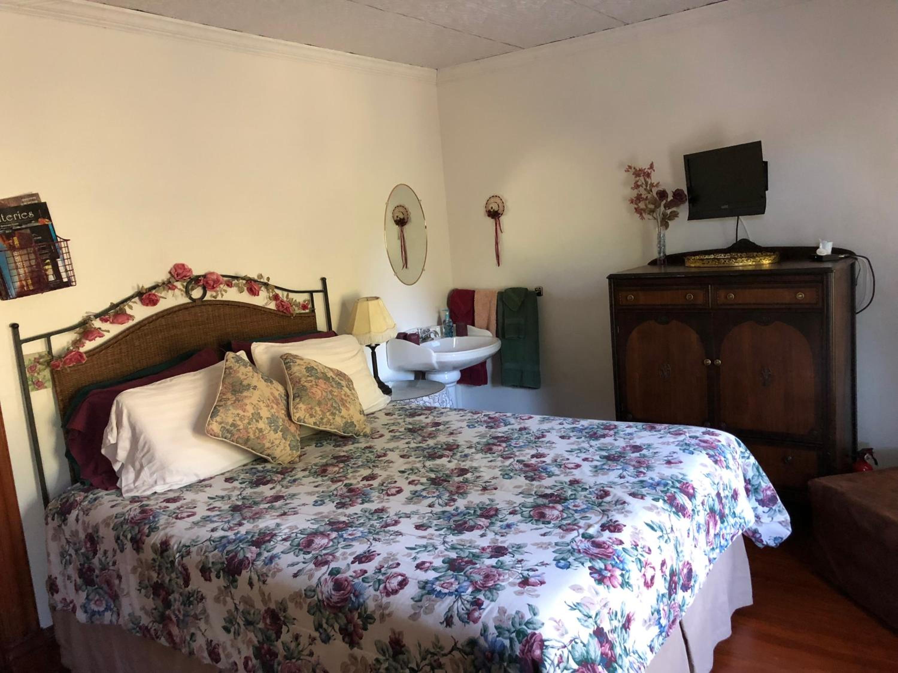 Antique Rose Inn Windham