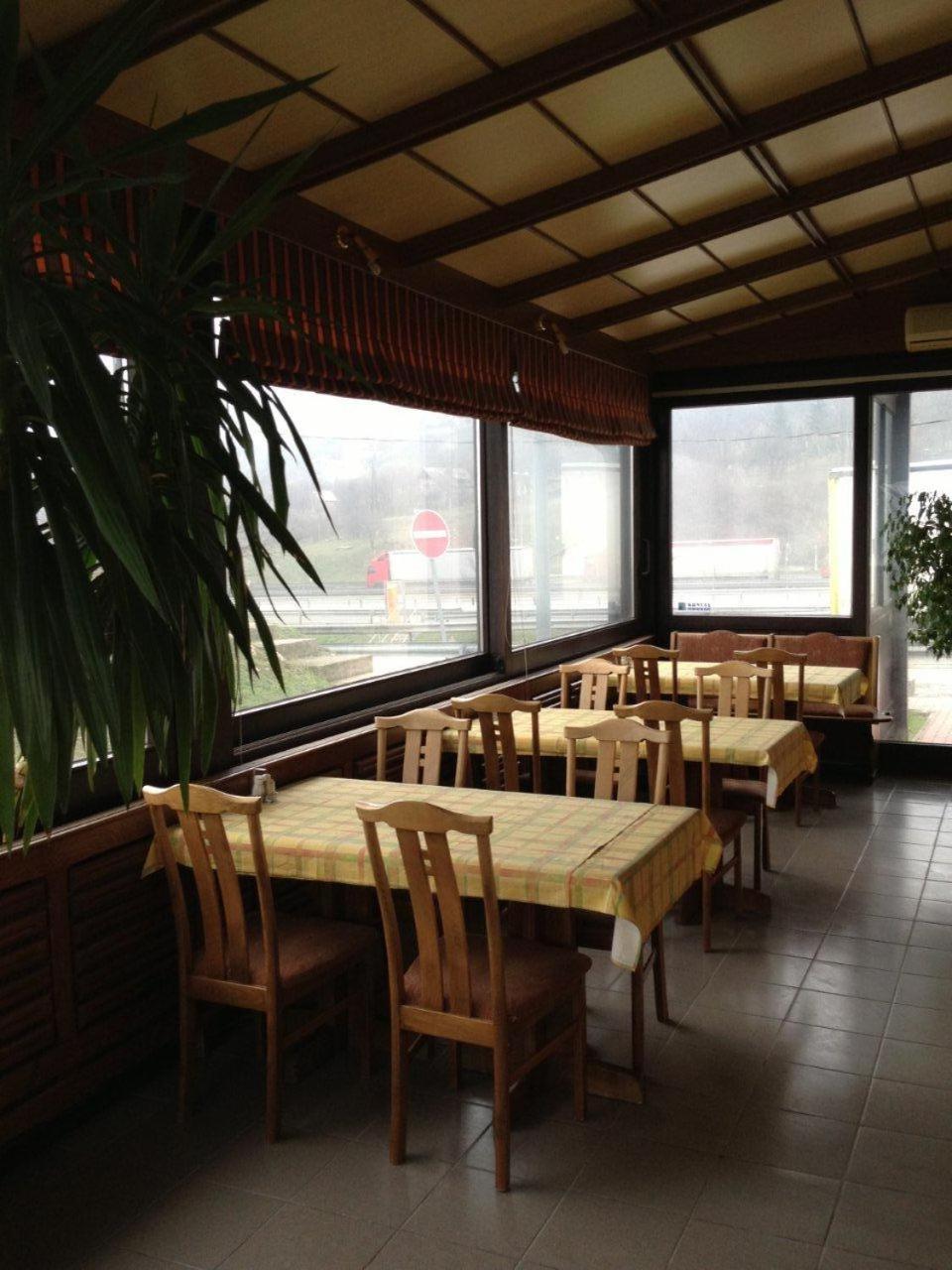 Photo 42