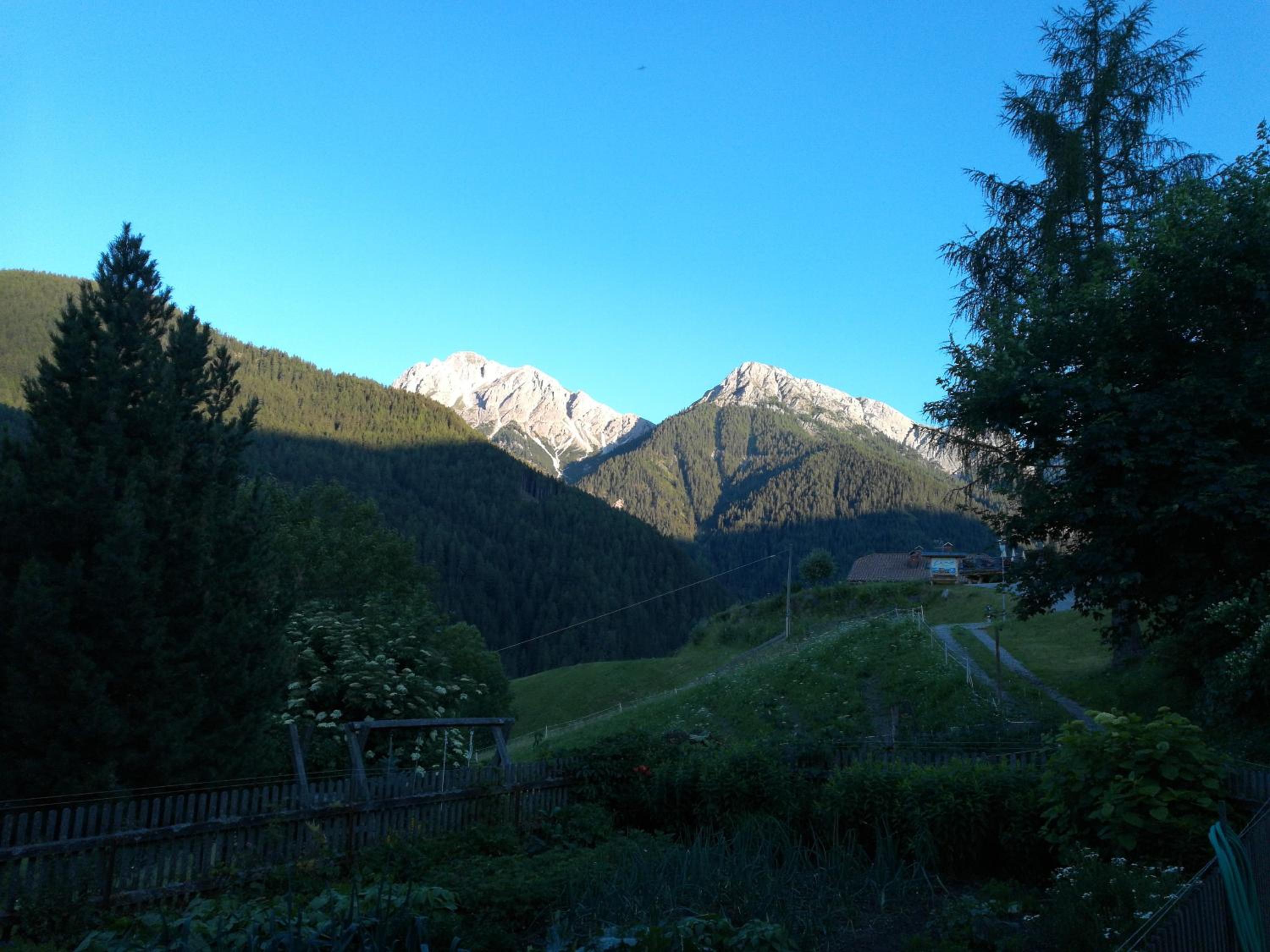 Photo 33