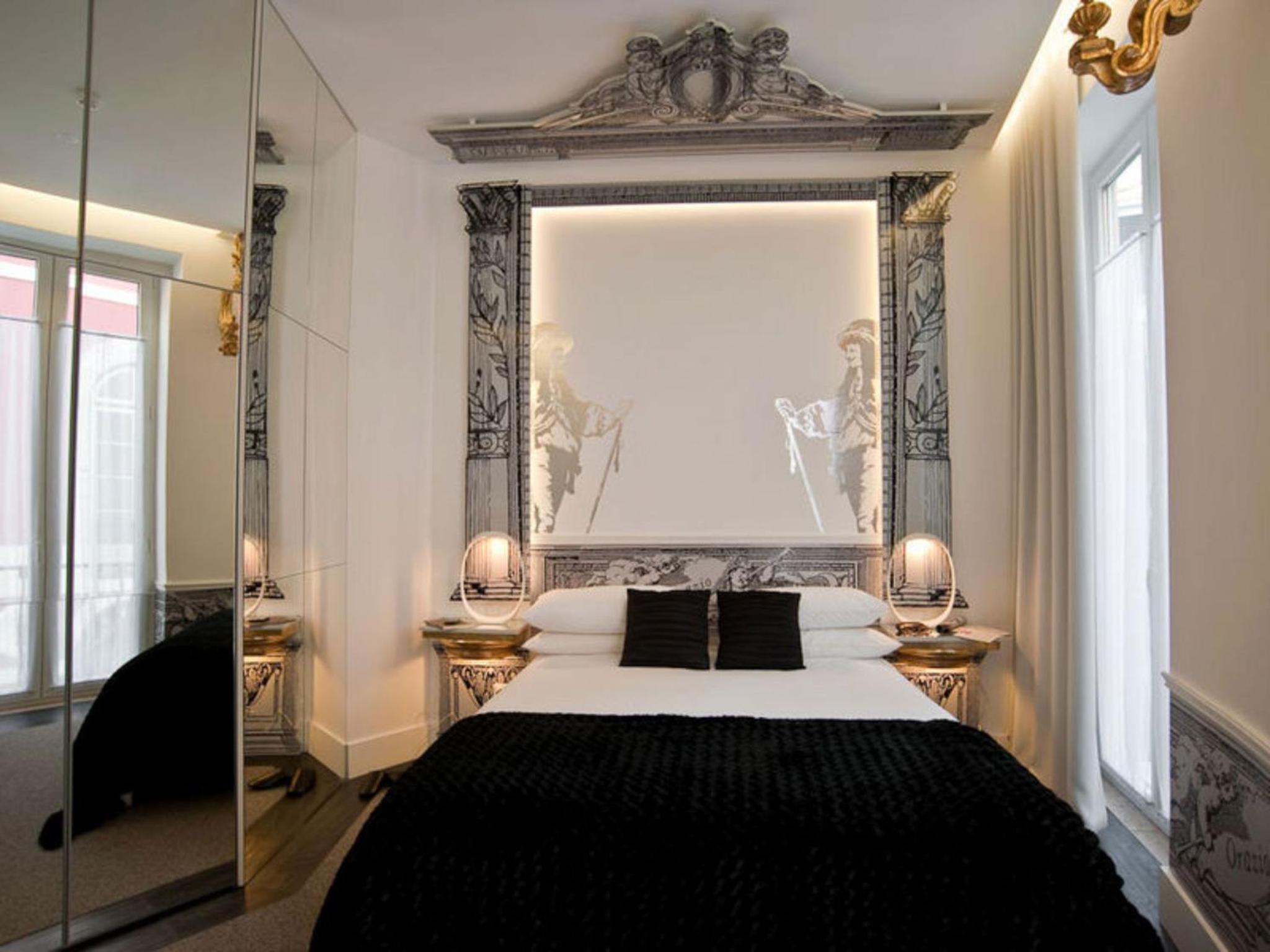Teatro Boutique Rooms & Suites