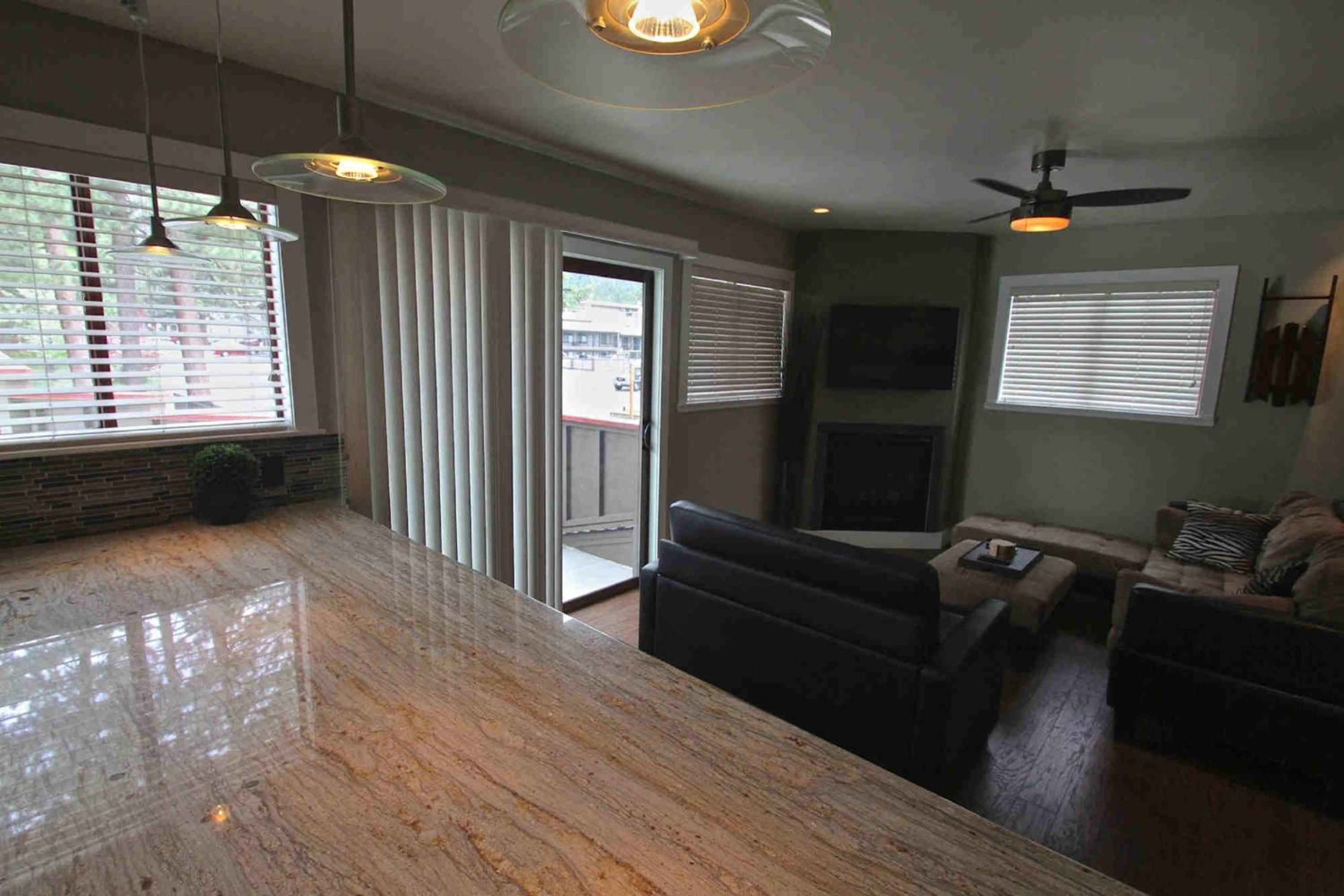 Gondola Lodge with 5-dollar Beach Voucher