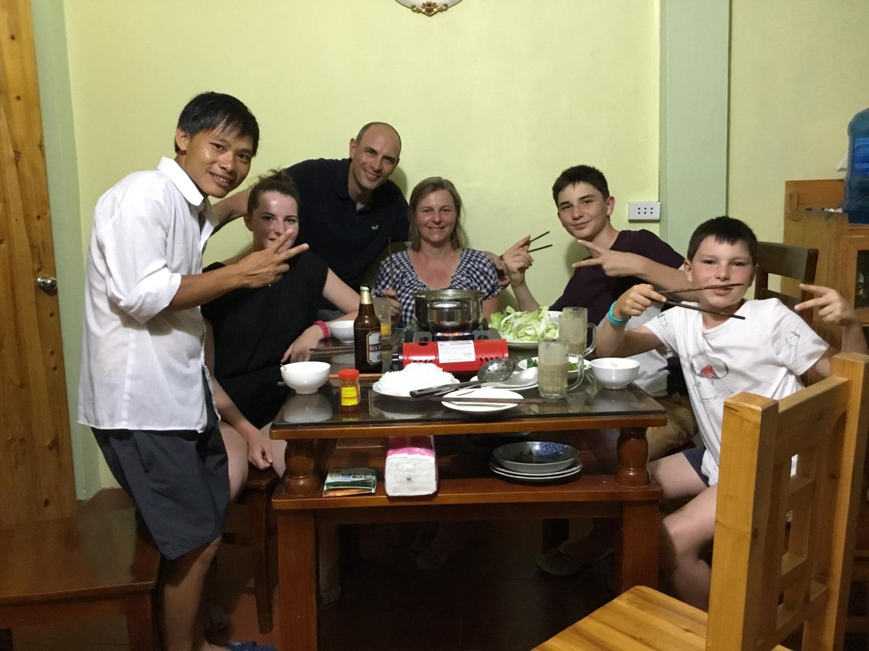 Chô Family