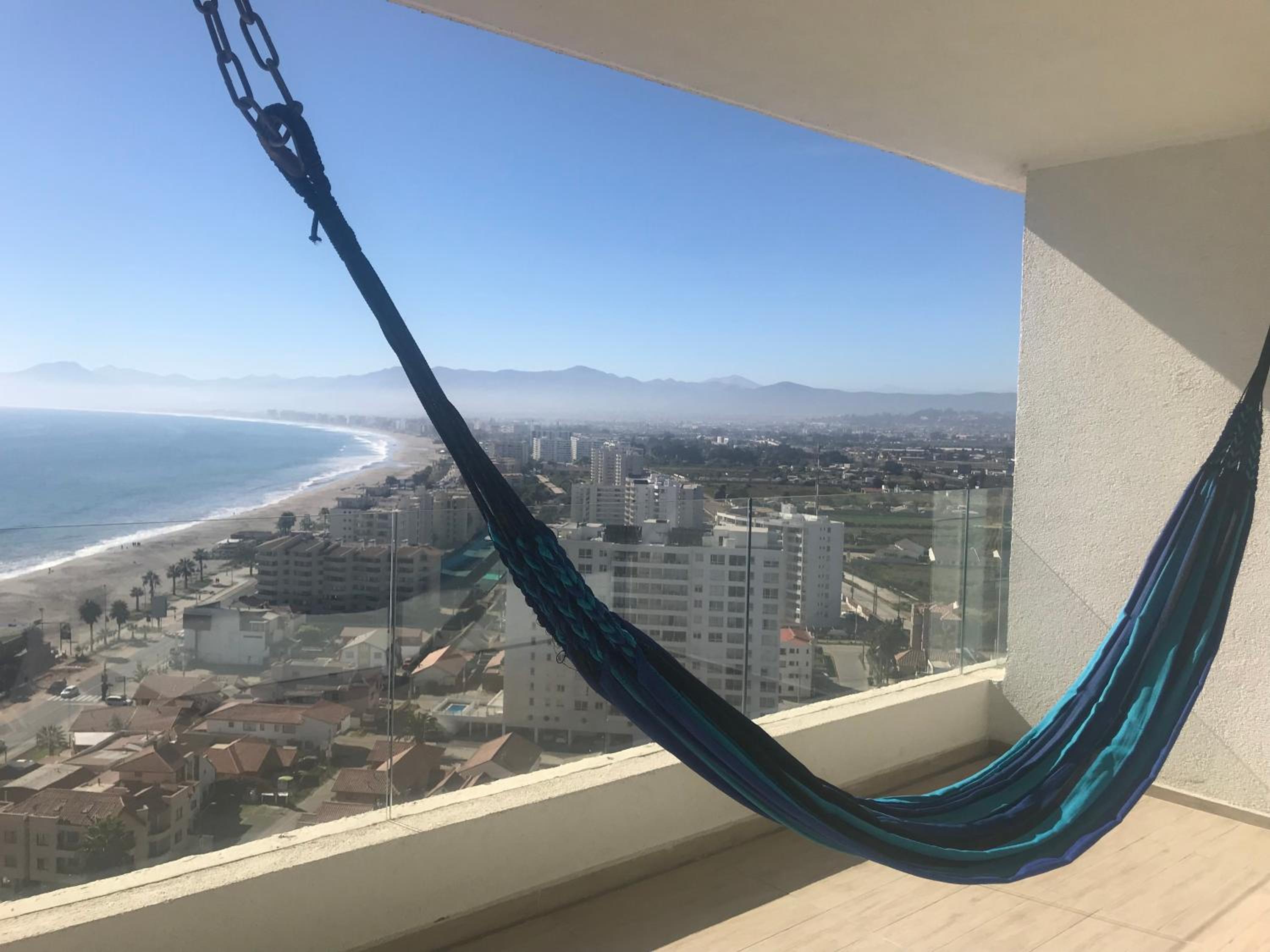 La Choza VIP Turquesa en La Serena, frente al mar