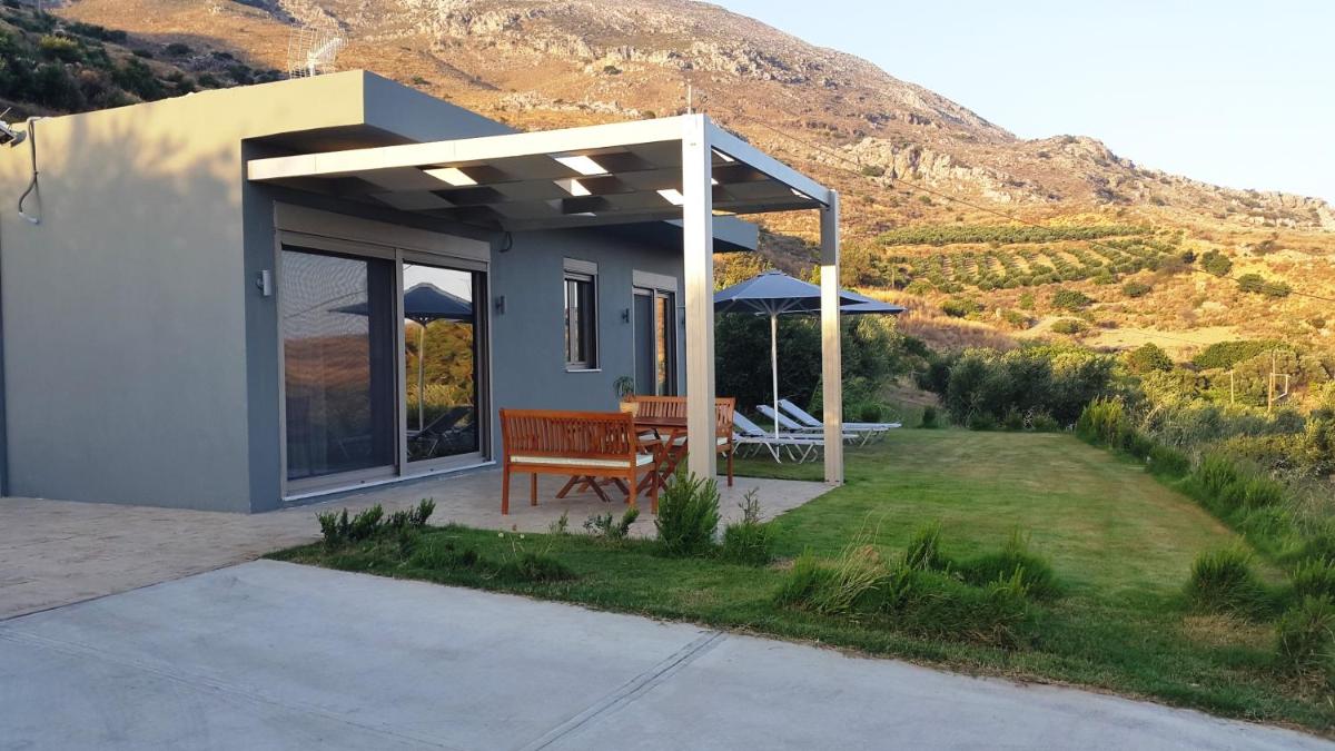 Villa Aias view 3