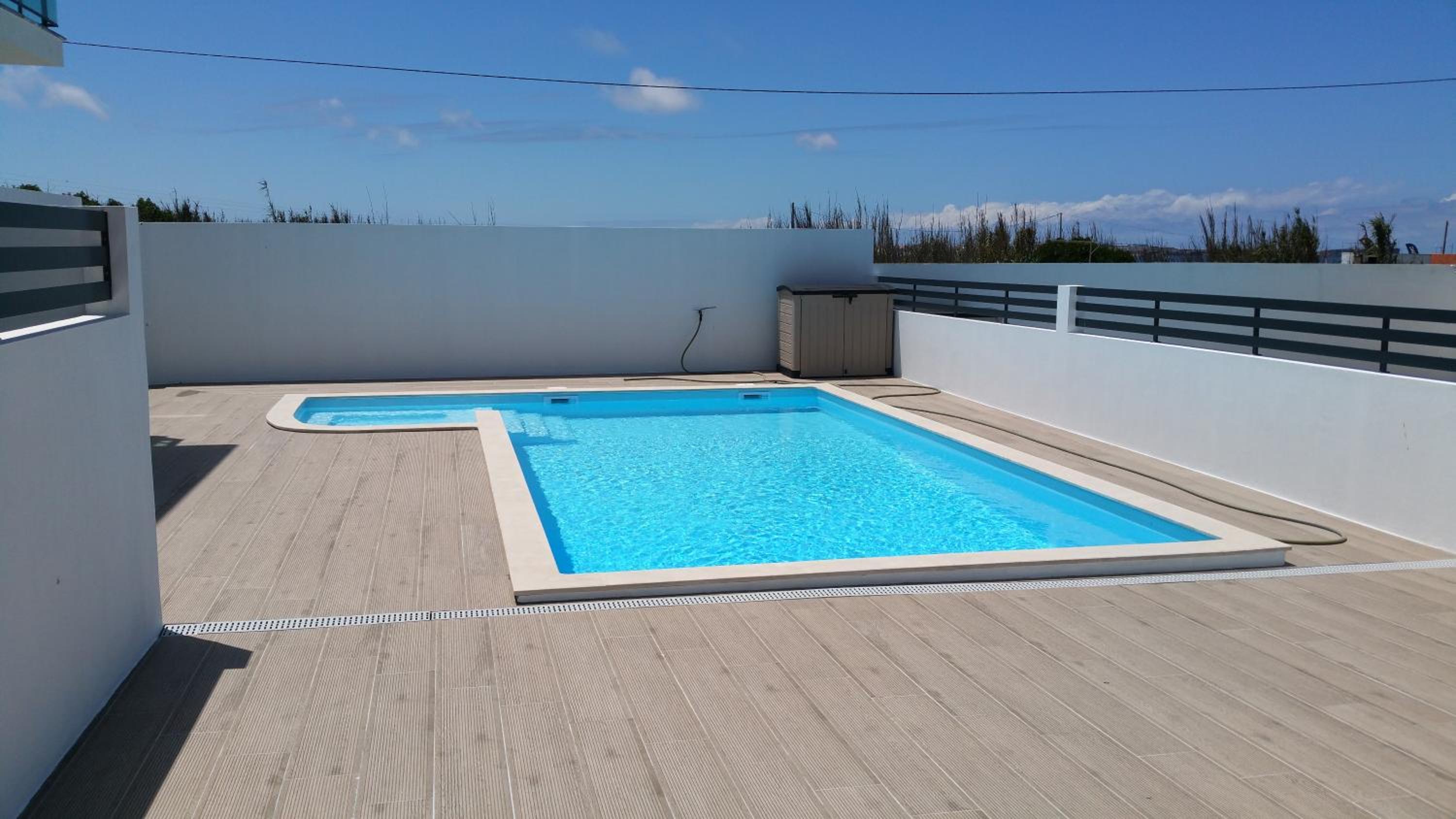 Vitamin Sea, The Terrace Apartment