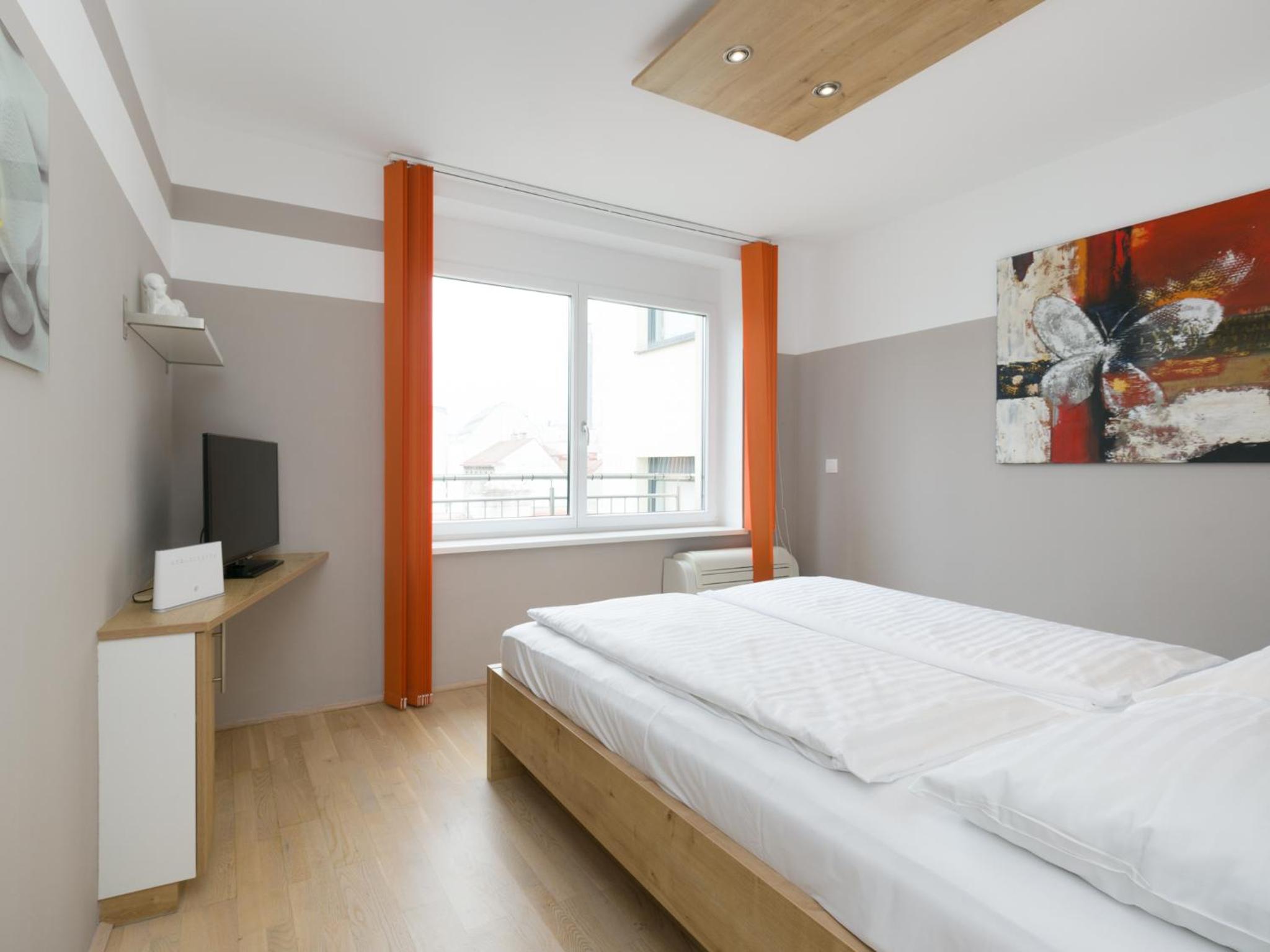 Christian Apartments Oper - contactless check in