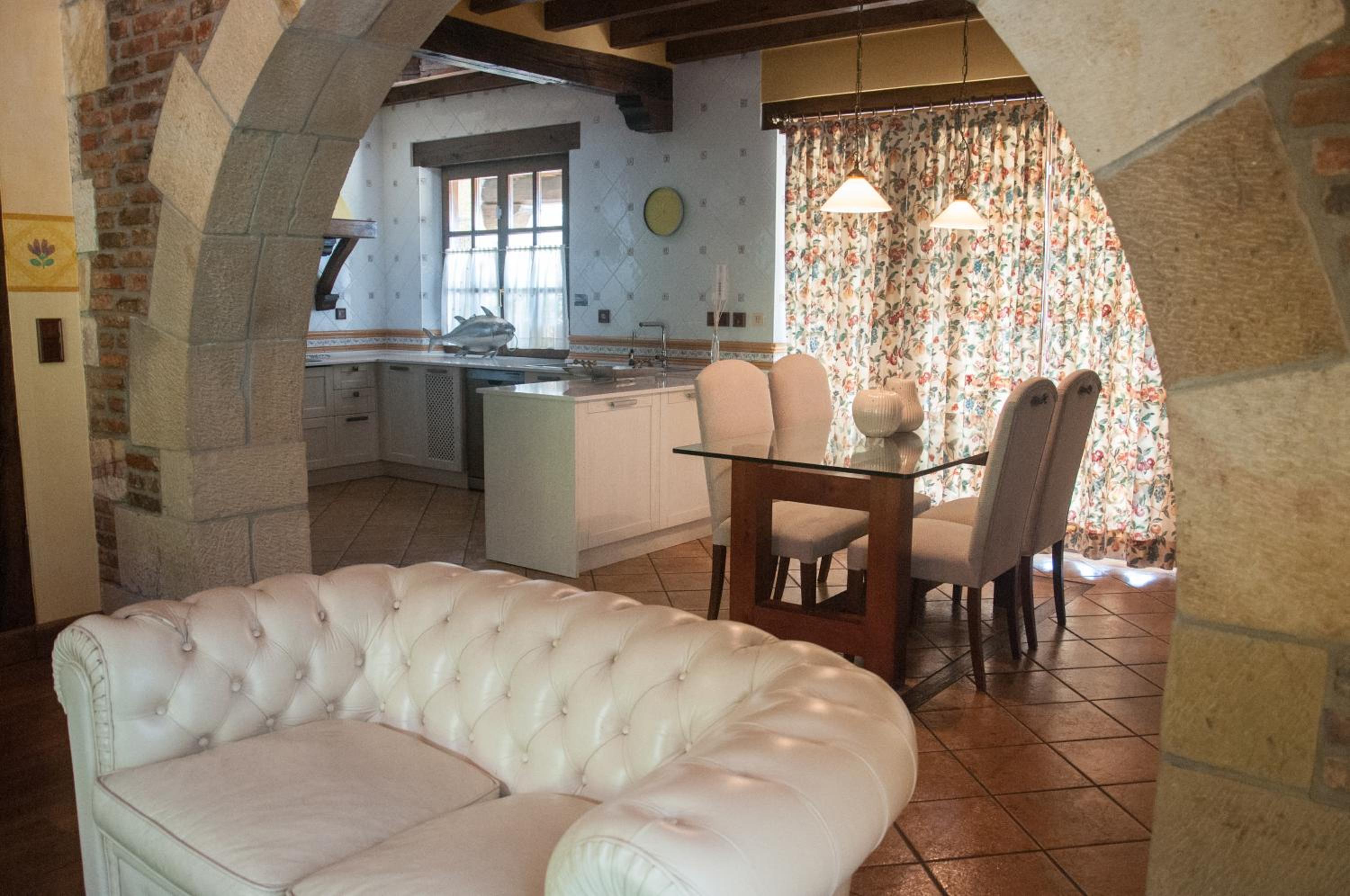 Luxury Villa Esmeralda