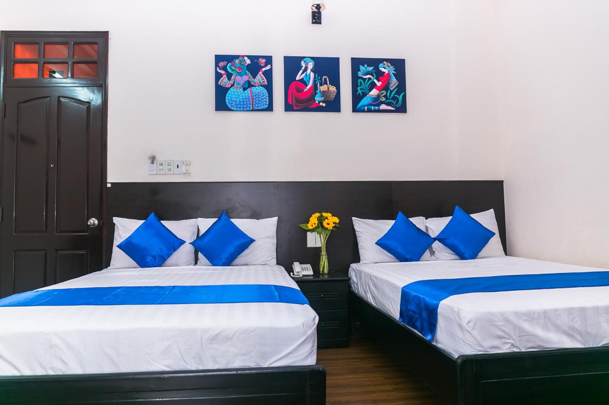 Blue Star Hotel