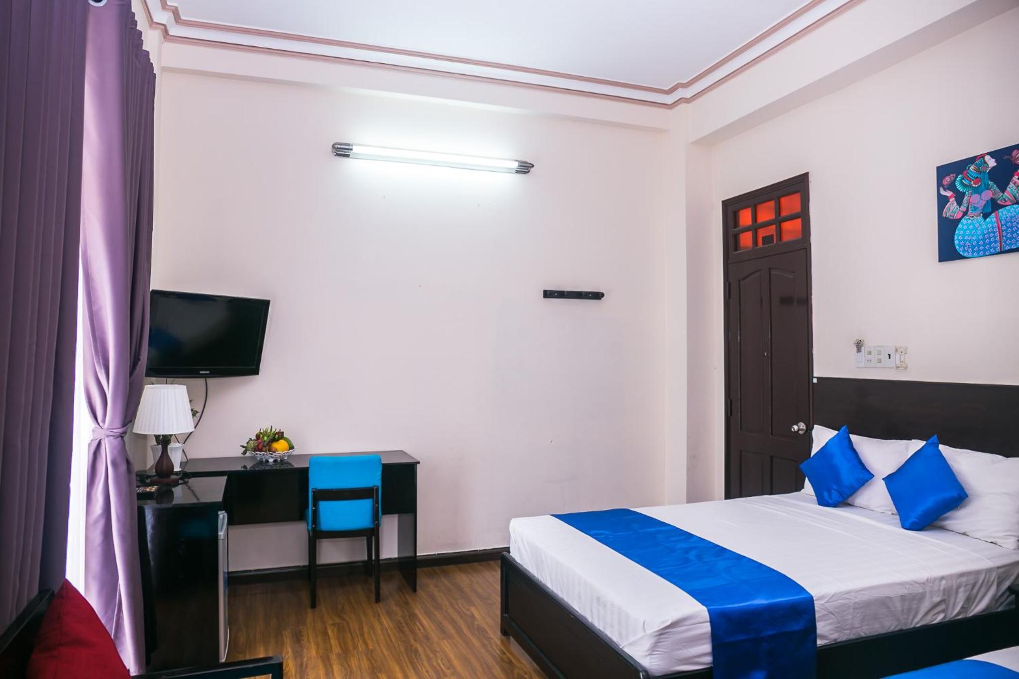 Blue Star Hotel