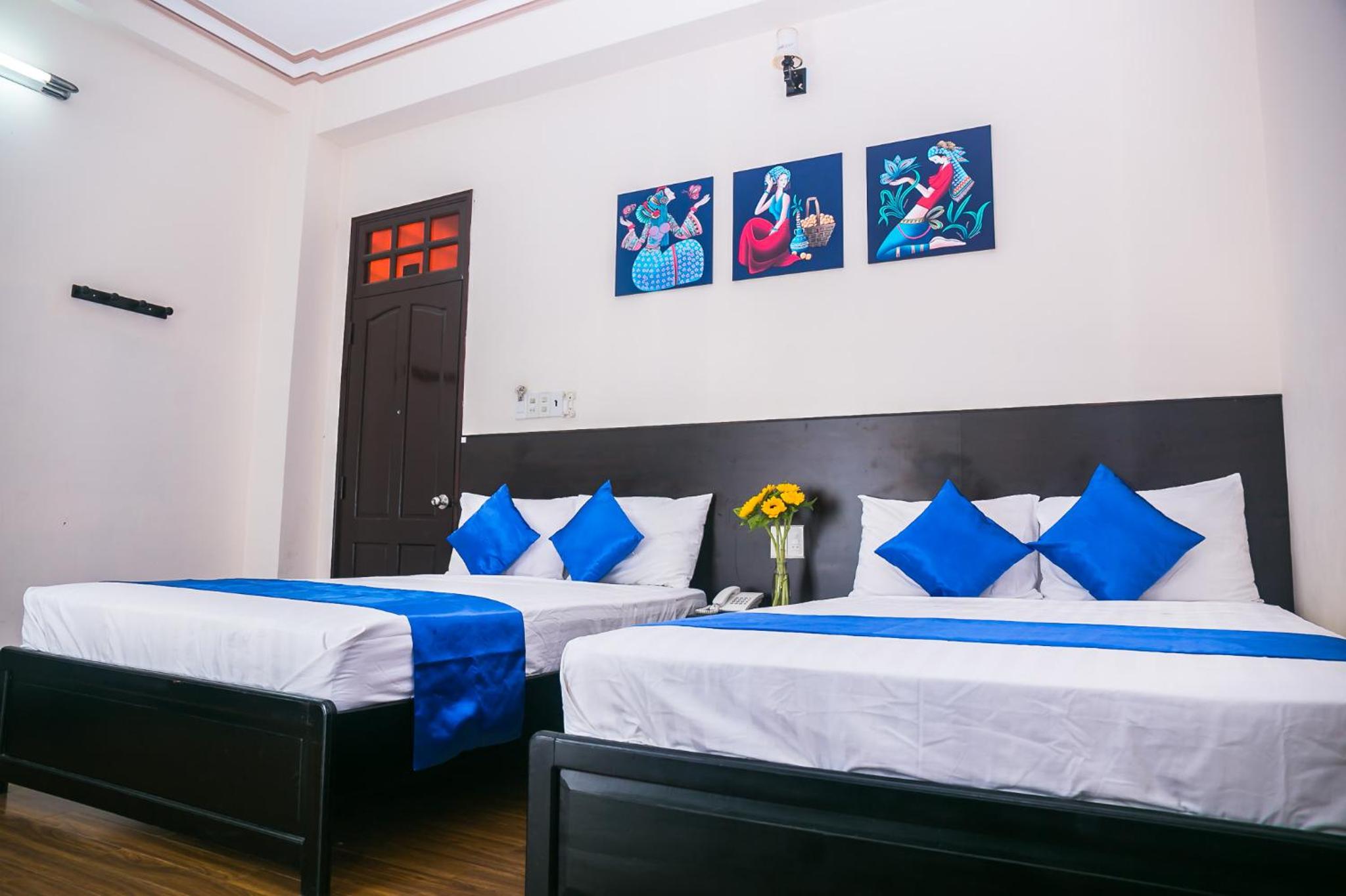 Blue Star Hotel