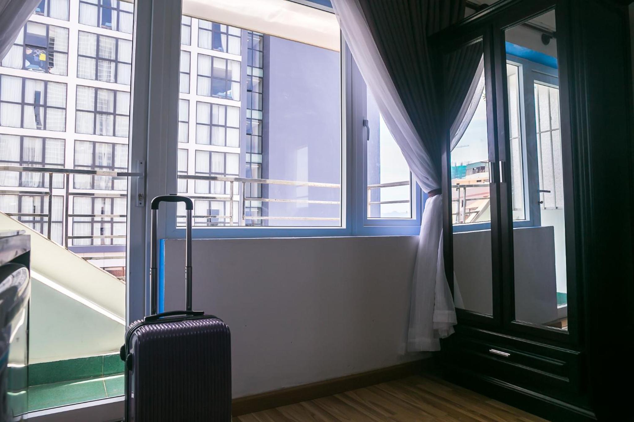 Blue Star Hotel