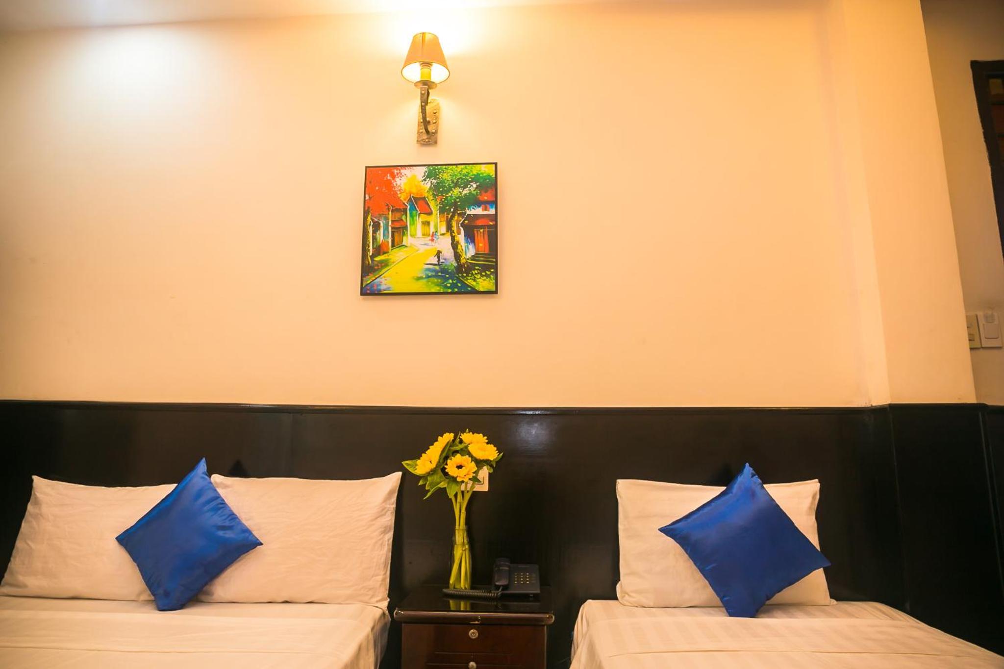 Blue Star Hotel