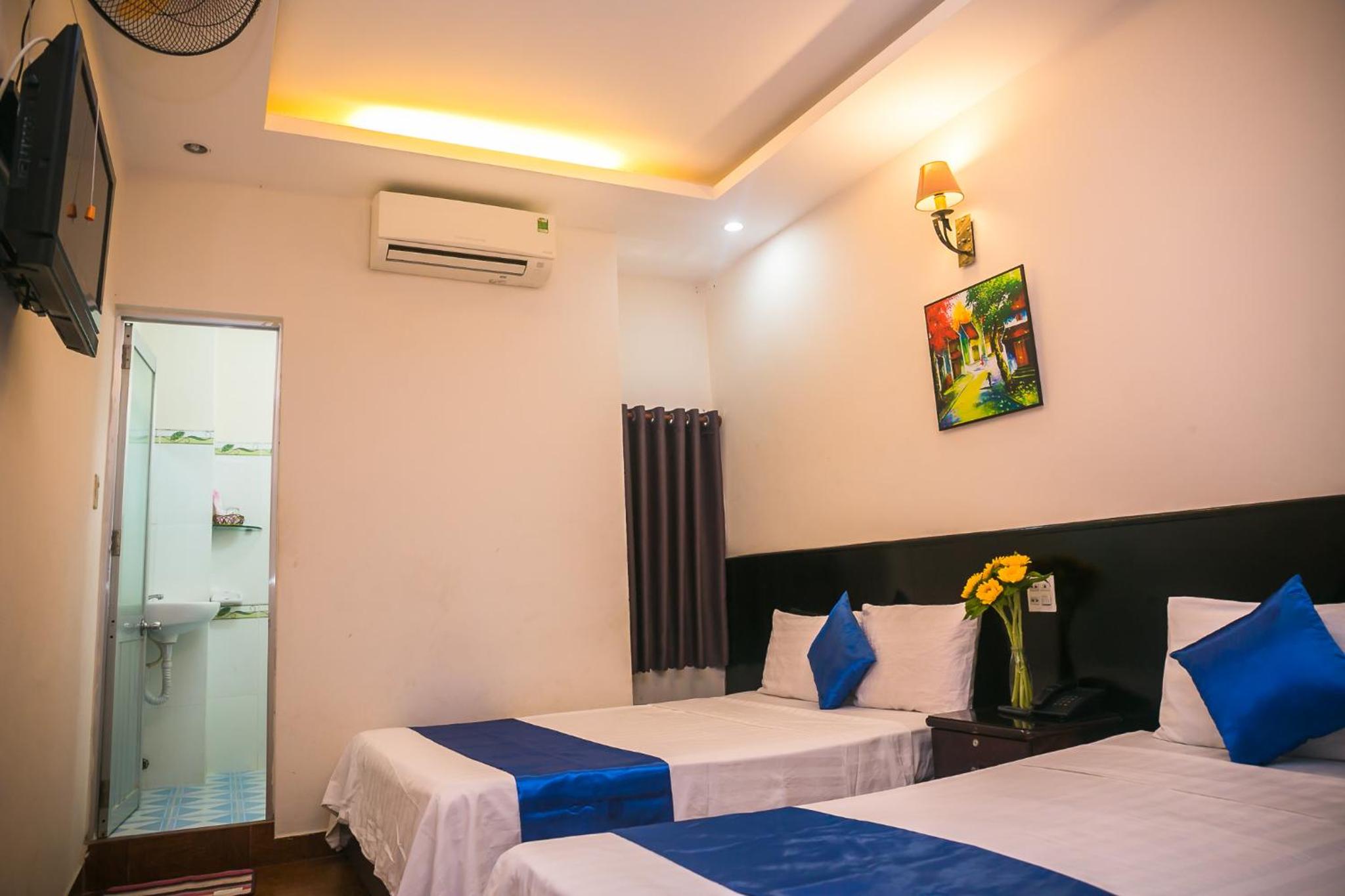 Blue Star Hotel