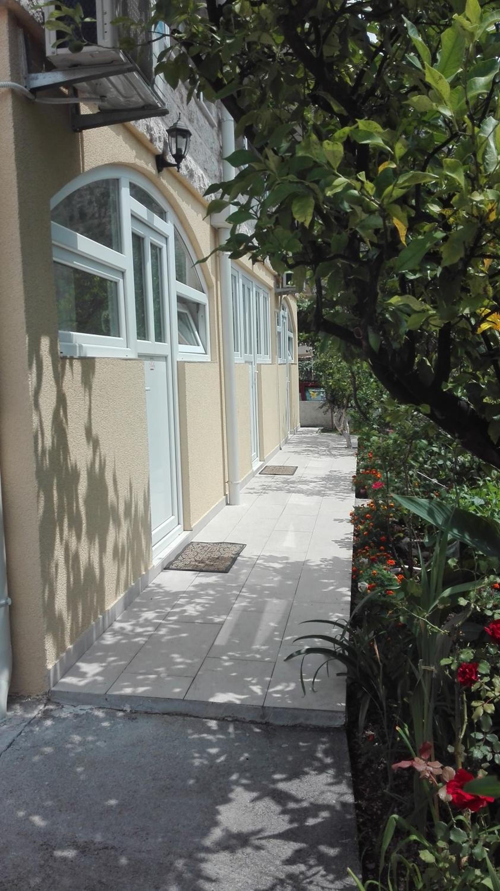 Kotor Kelly Apartments view 2